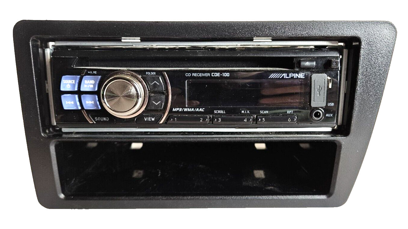 Alpine CDE-100 Car Radio CD Player Receiver USB Aux MP3 WMA ACC AM/FM W/PORT
