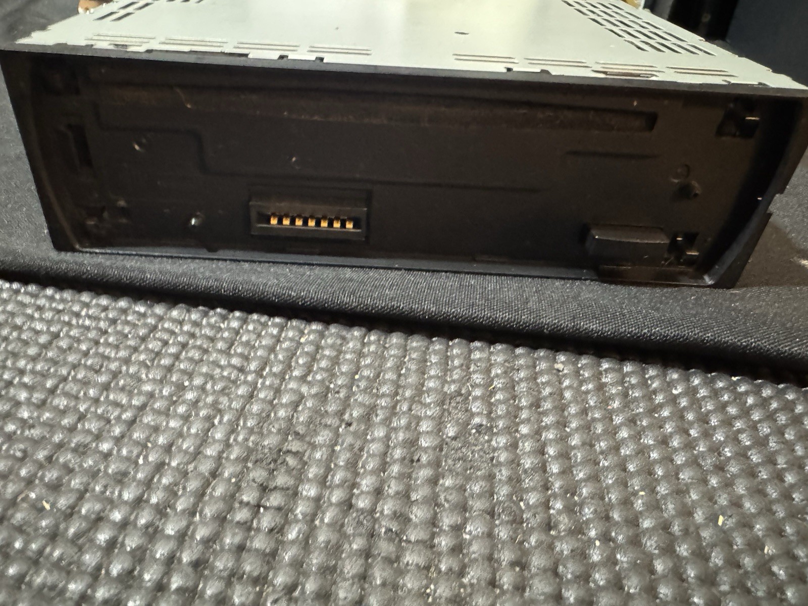 Pioneer DEH-1100 CD Player In Dash Receiver – See Pics