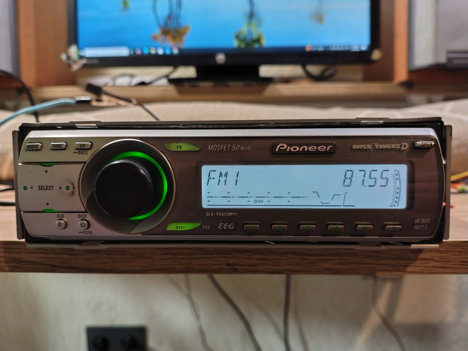 Pioneer DEH P4850MPH Car Stereo CD Receiver Fully Working Great Shape