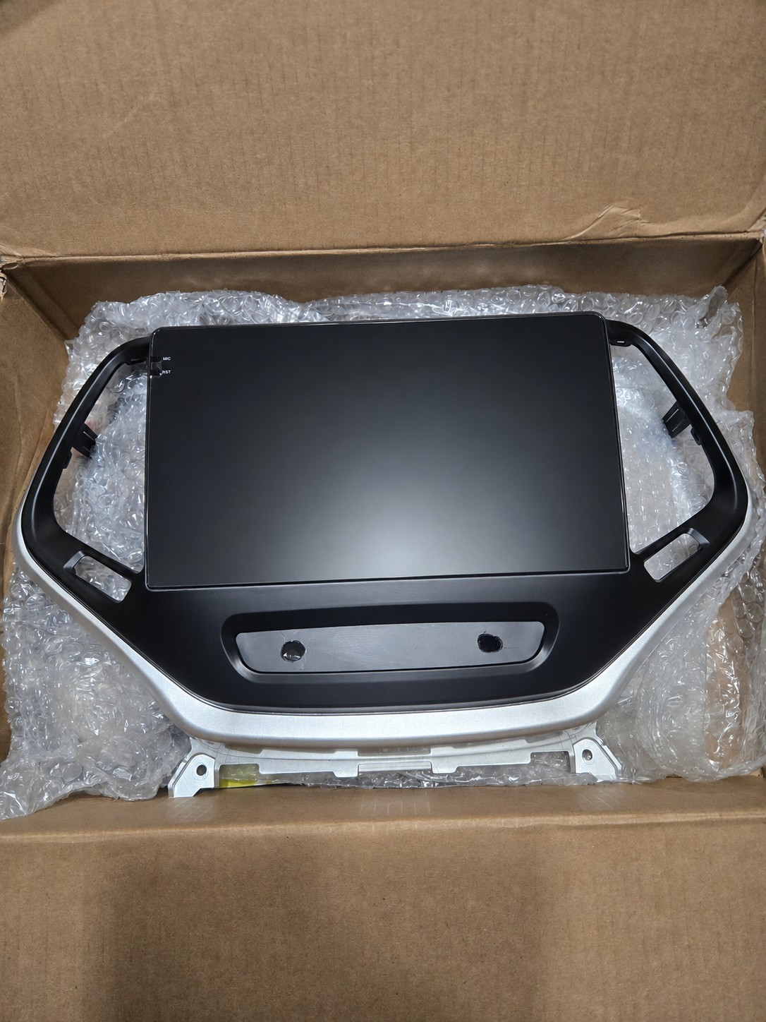Car Stereo Radio For Jeep Grand Cherokee 2013-2018 Android WiFi 10inch 4+128GB