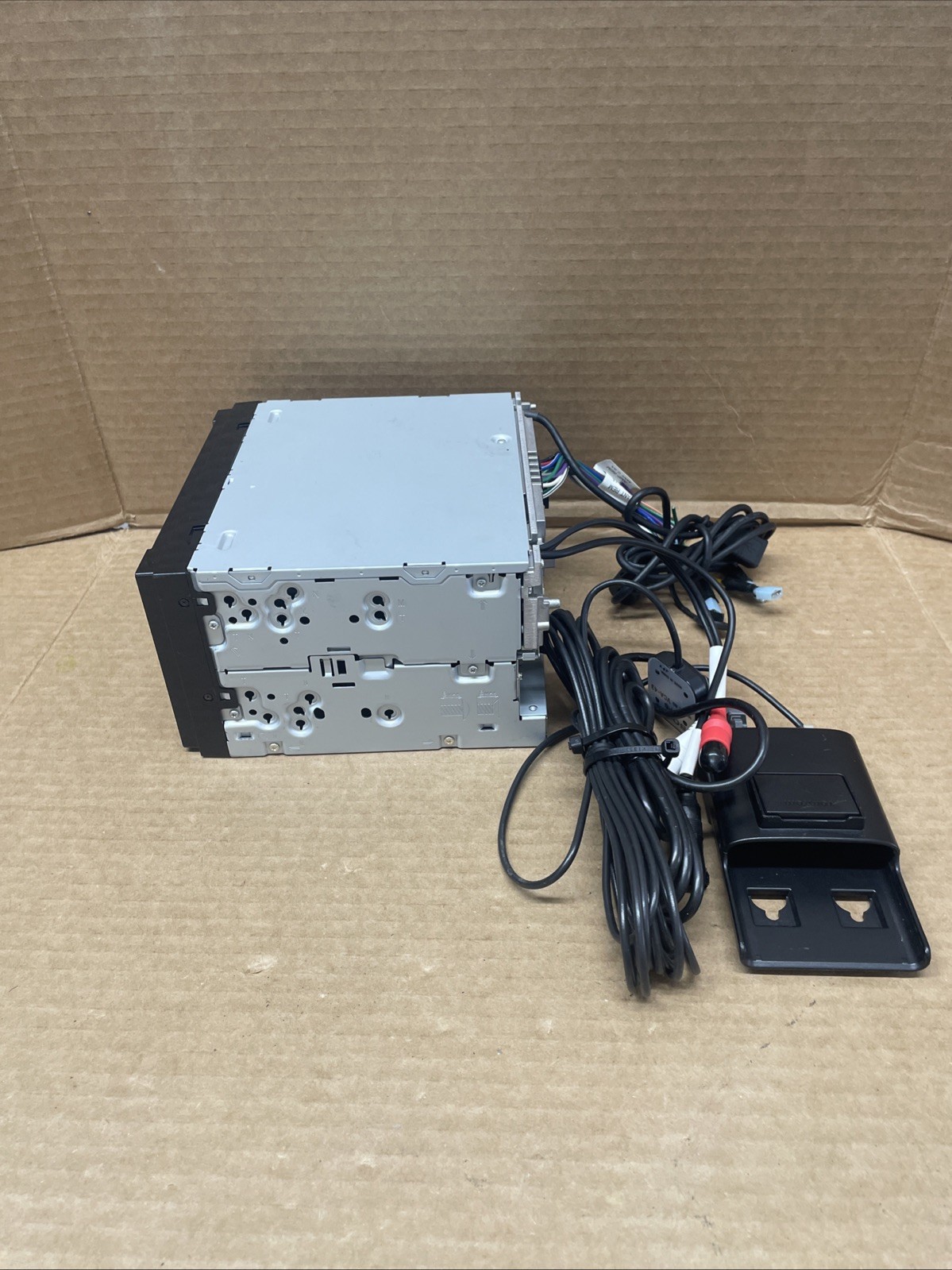 Sony XNV-660BT 6.1″ Touchscreen Car Stereo Receiver (#4)