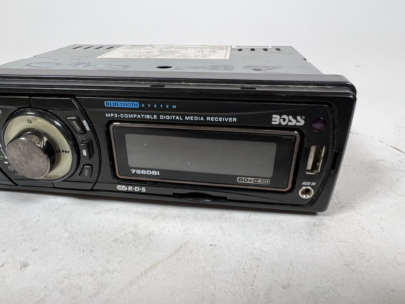 Boss Audio 758DBI Car Flash Audio Player Single DIN – iPod Mount