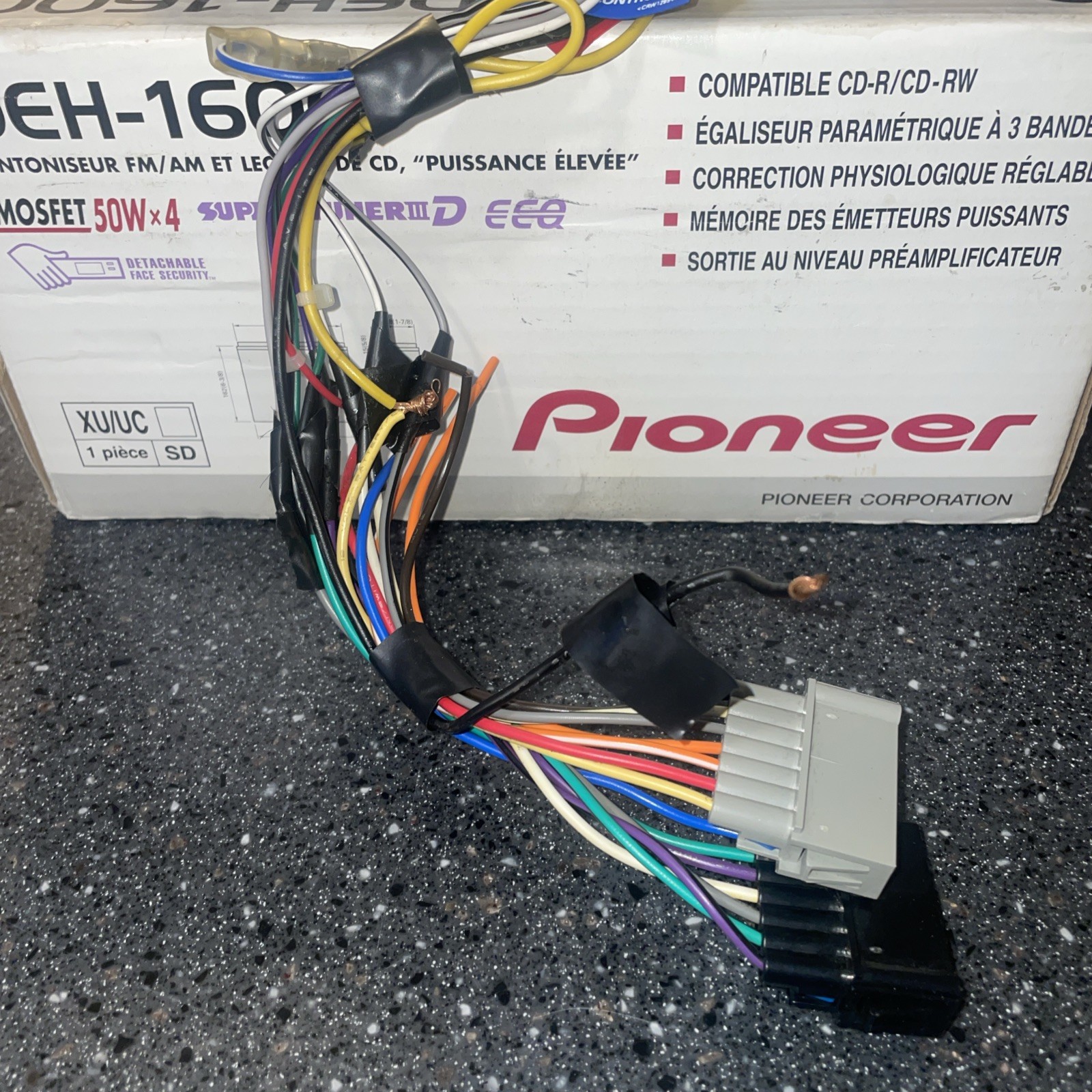 Vtg Pioneer DEH-1600 Super Tuner III Car CD Player High Power Mosfet 50×4 W Amp