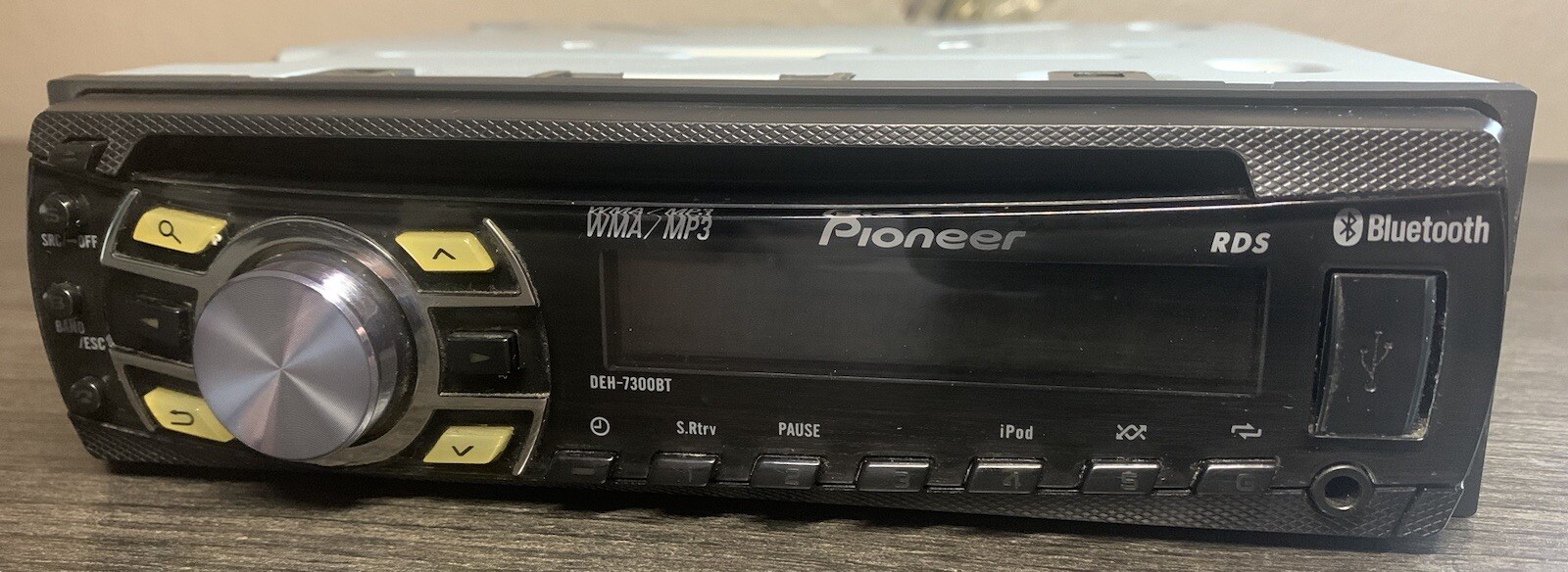 Pioneer Car Stereo CD Player DEH-7300BT with Cut Wiring Harness *UNTESTED*