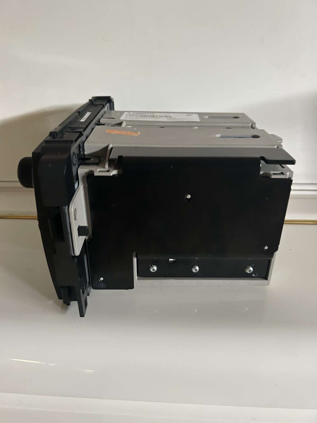 GM RDO 2 DIN In-Dash AM/FM Radio CD Player AUX Input 20935116