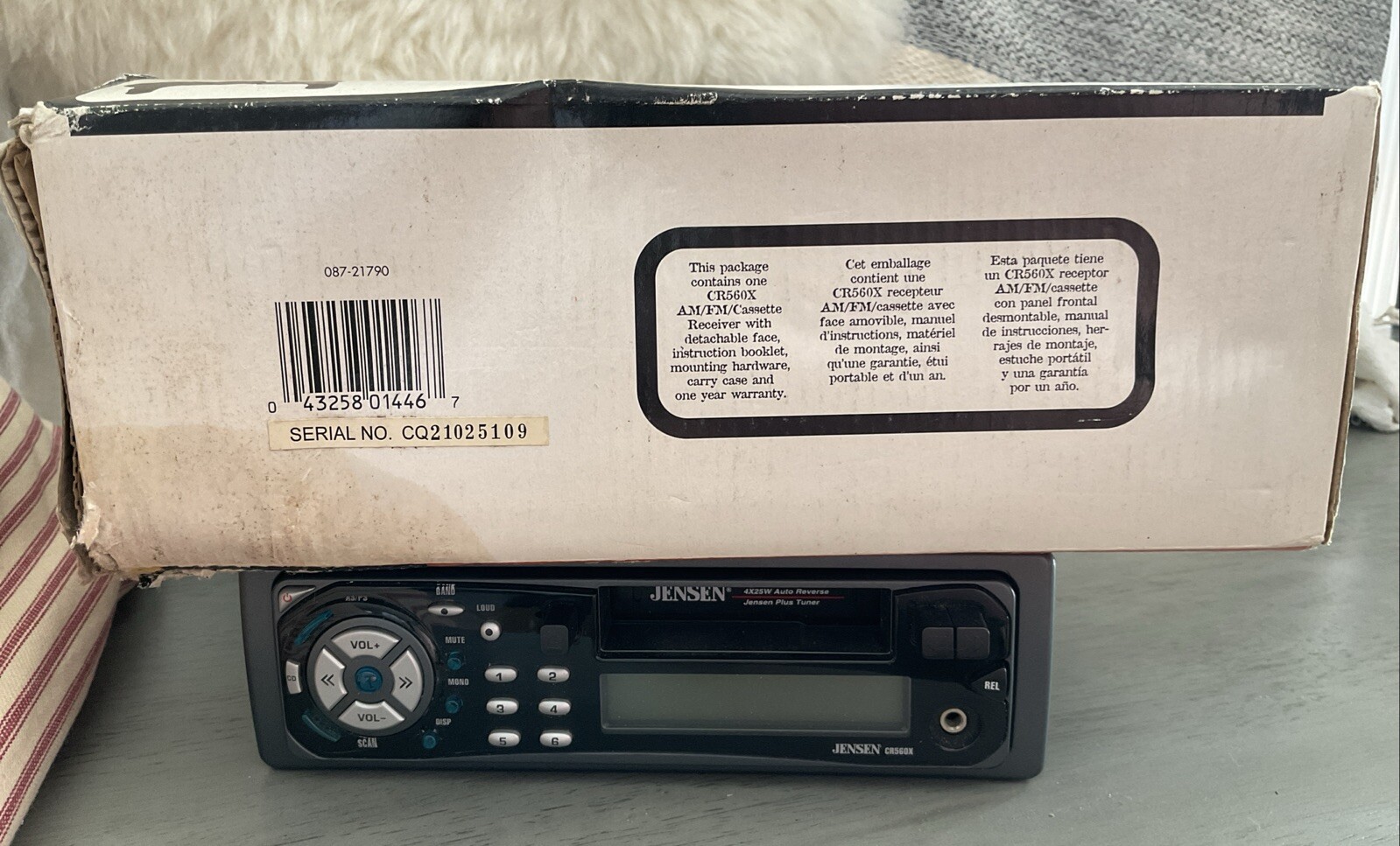 Jensen CR56OX AM/FM Radio Car Cassette Tape Receiver W/ Detachable Face 100 Watt