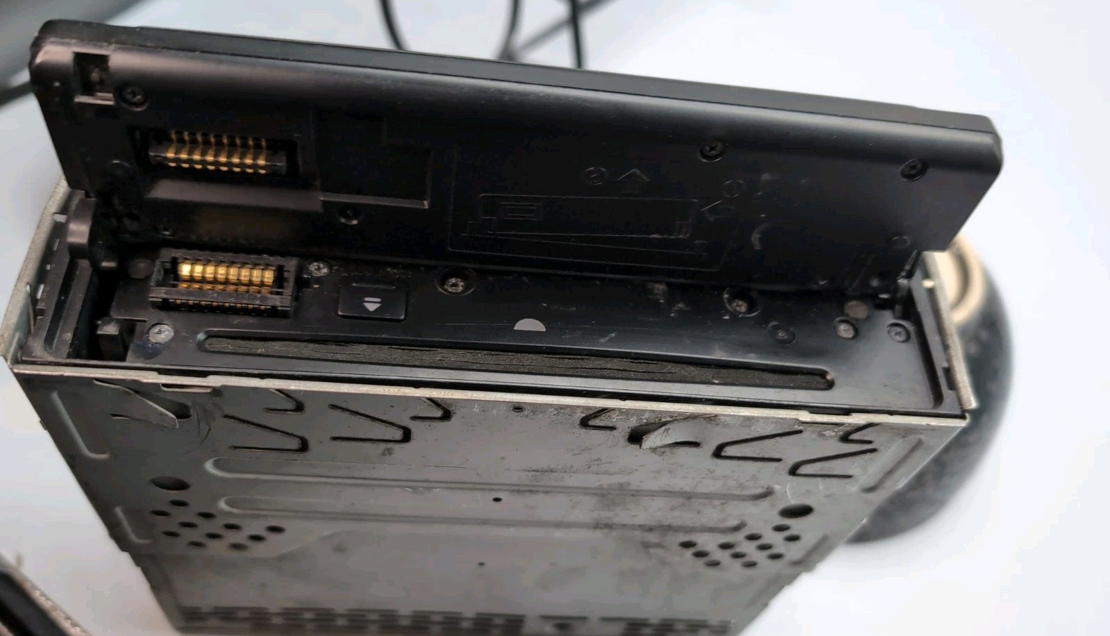 Sony AM/FM Automotive Compact Disc Player CDX – GT300 DRIVE S / See Description