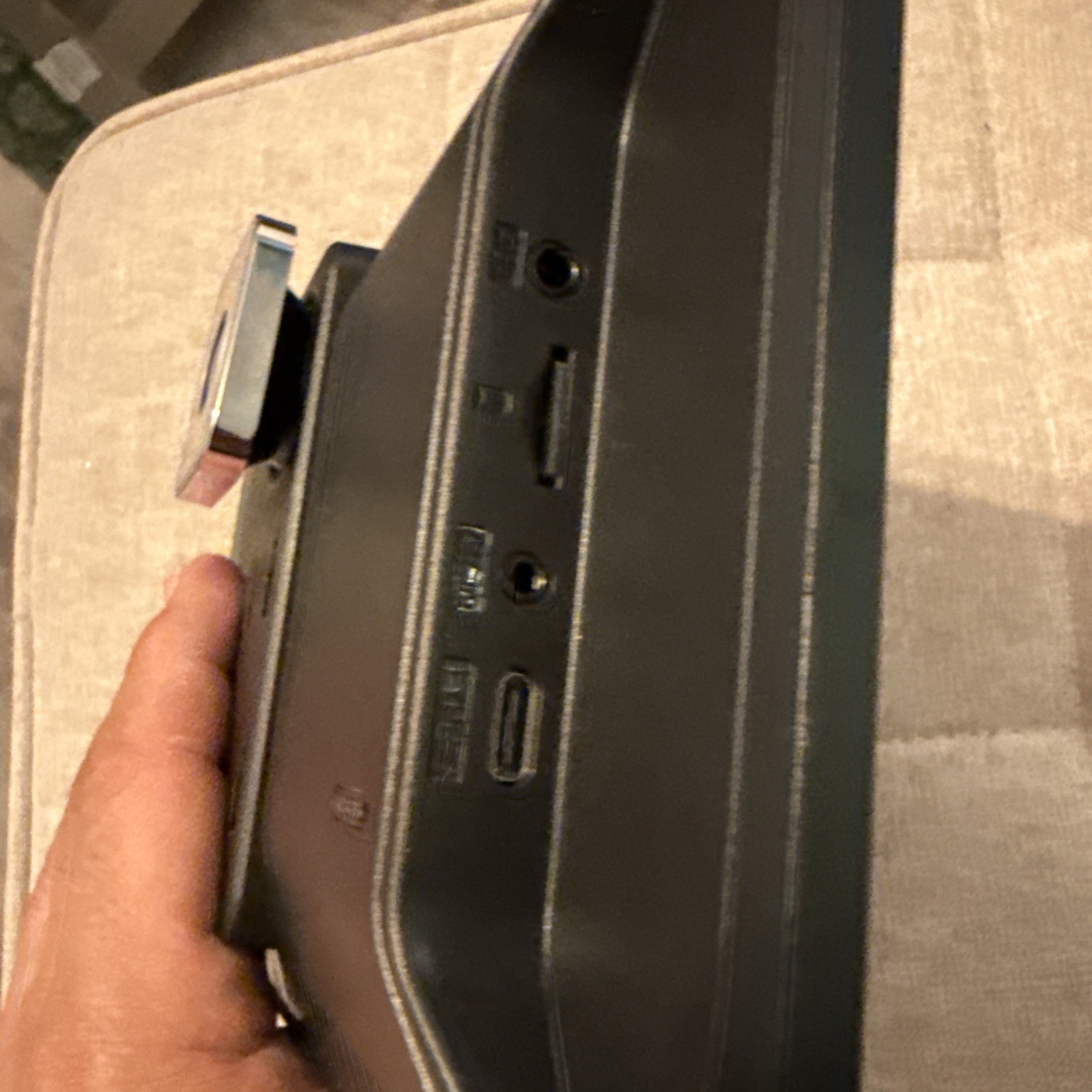 Hauxiy Wireless Smartscreen Stereo Q9S/SCREEN ONLY. FOR PARTS OR NOT WORKING