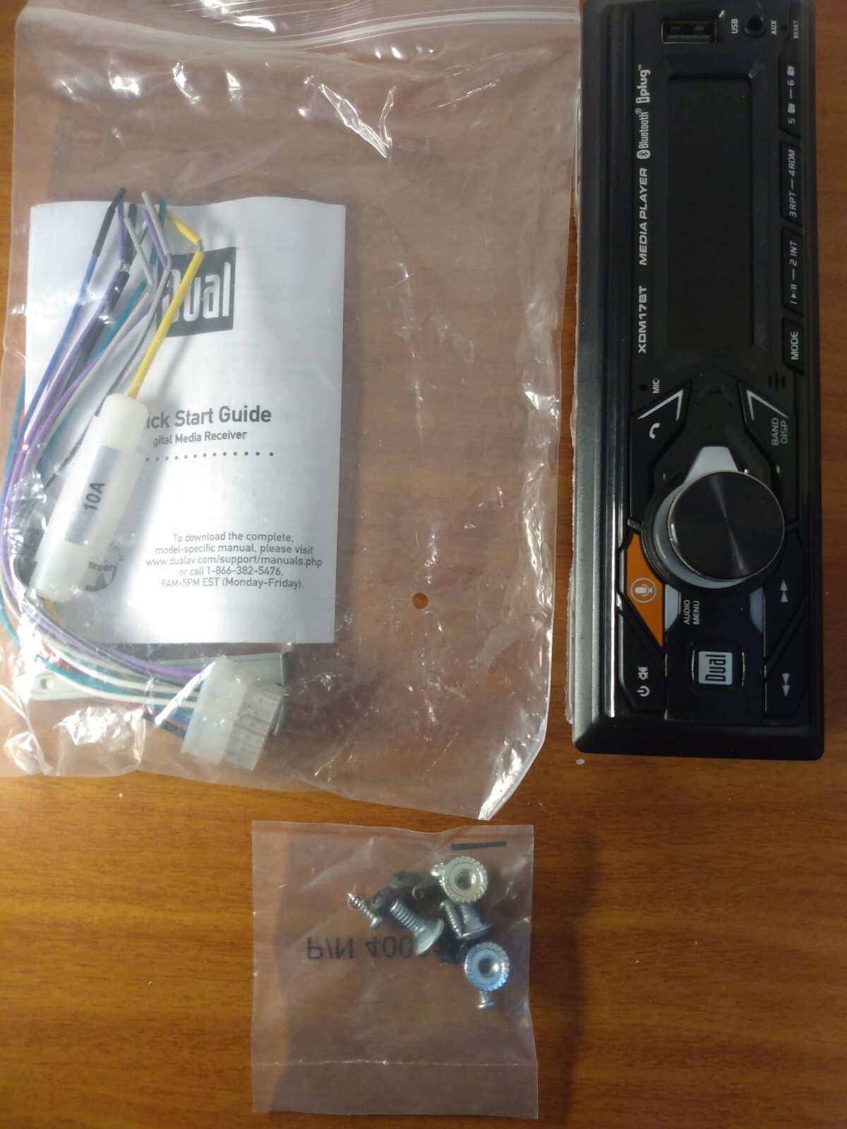 Car Duel Am/FM Digital Car Stereo With Bluetooth USB Input MP3 200 W, I Plug App