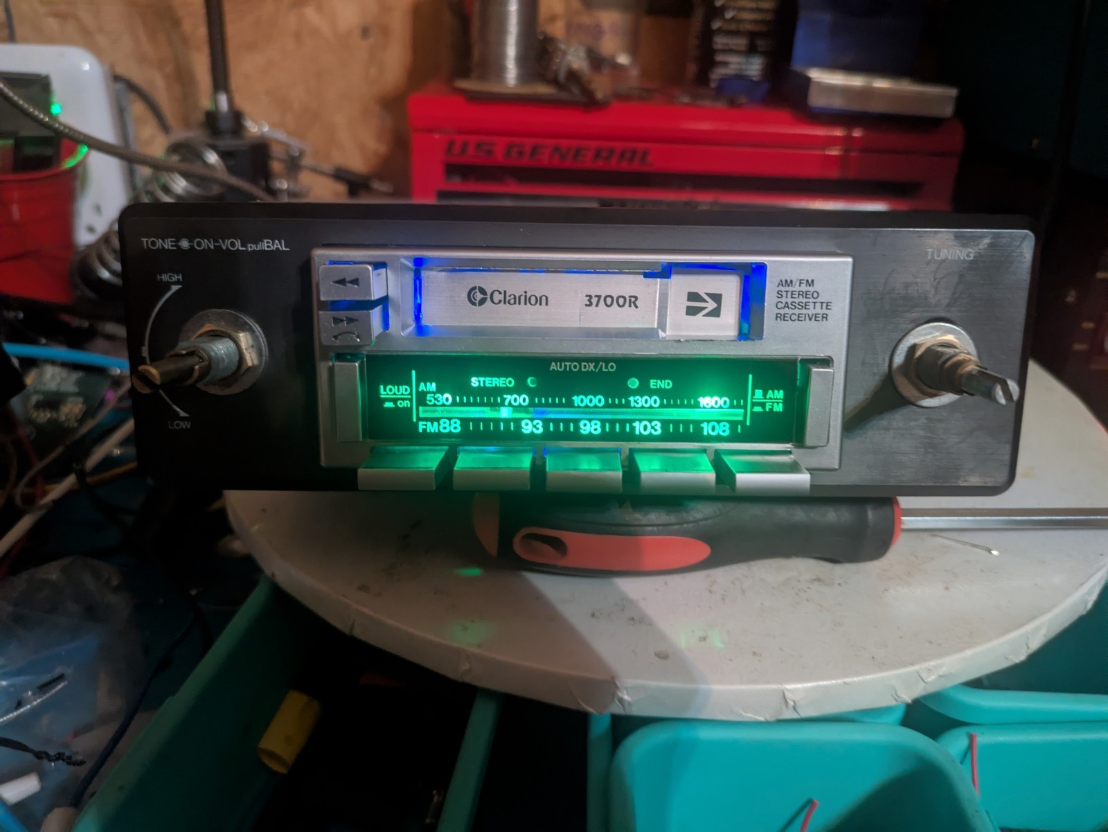 👀VTG 1980s Clarion 3700R Car Radio Stereo Bluetooth Audio 🔵 Shaft Knob Deck