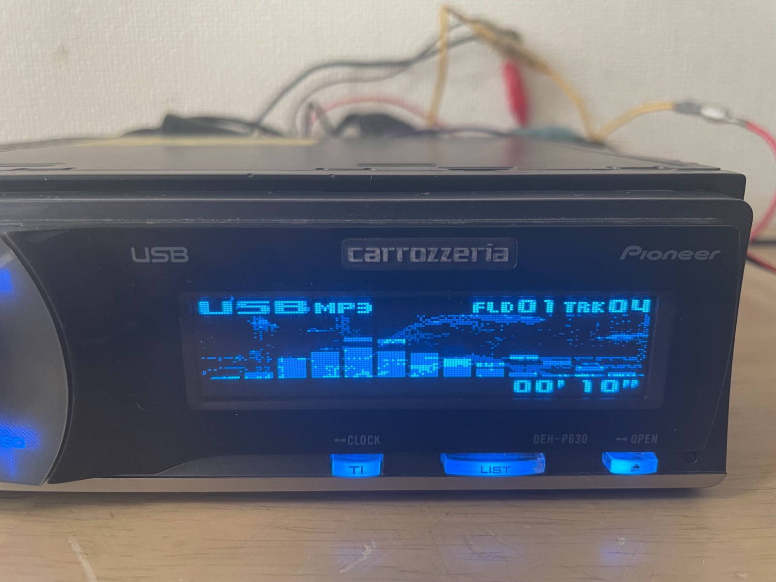 Pioneer Carrozzeria DEH-P630 1Din Car Audio CD Player Operation Confirmed