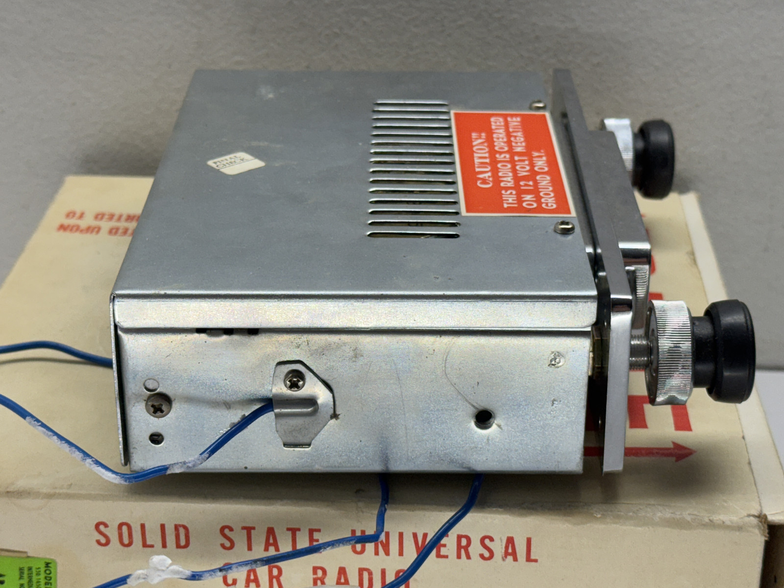 Vintage Automatic Car Radio TMA-1550-V Universal Solid State 12V Hong Kong READ