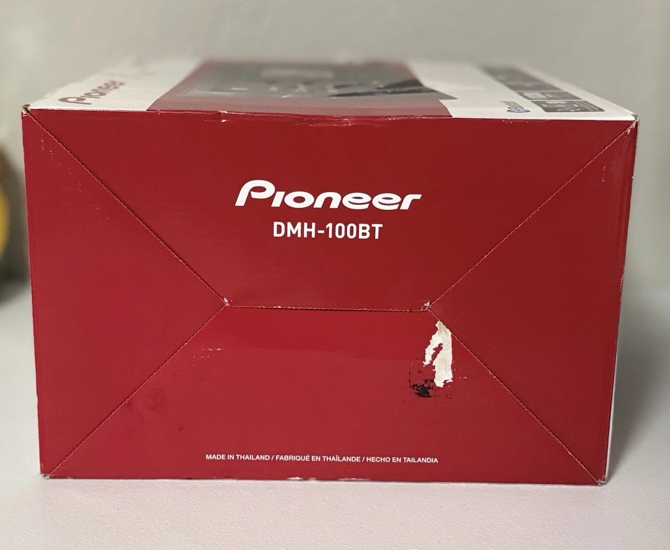 Pioneer DMH-100BT Digital Media Receiver, 6.2 Inch WVGA Display, Bluetooth