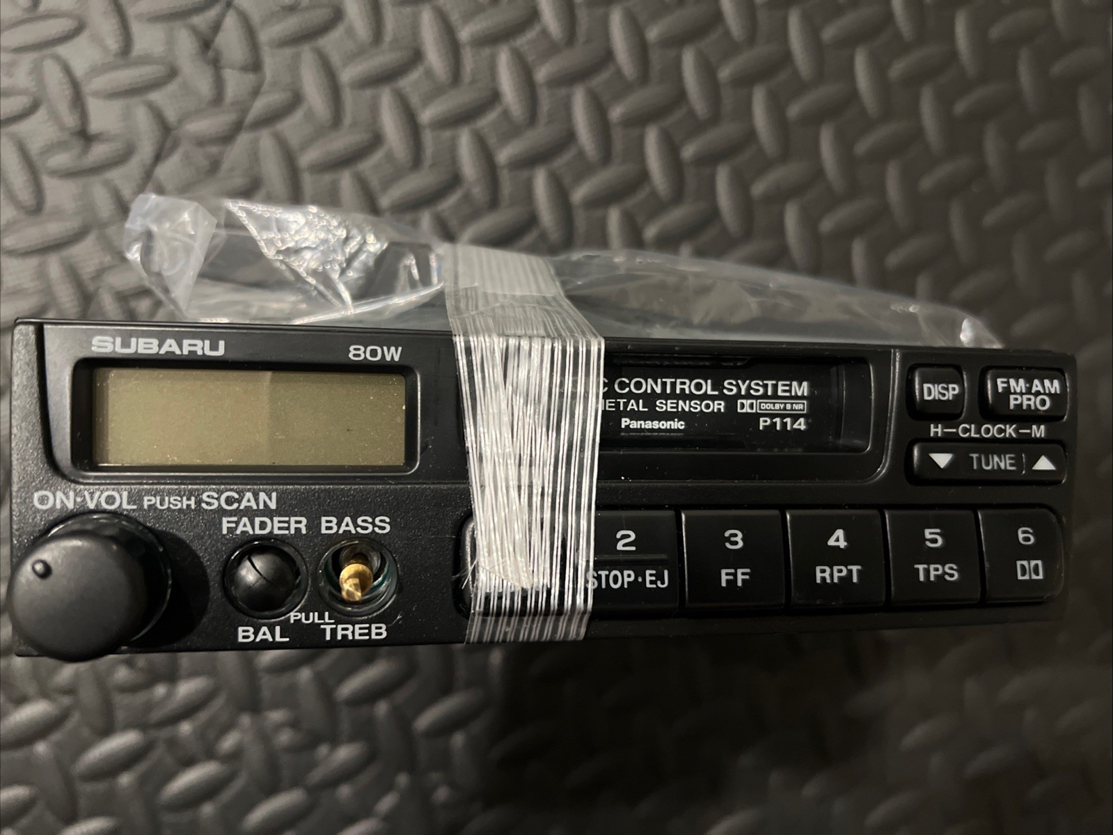 Subaru 86201AC070 FM/AM Cassette Tape 80W Toshiba TA8210AH Stereo Japan Radio