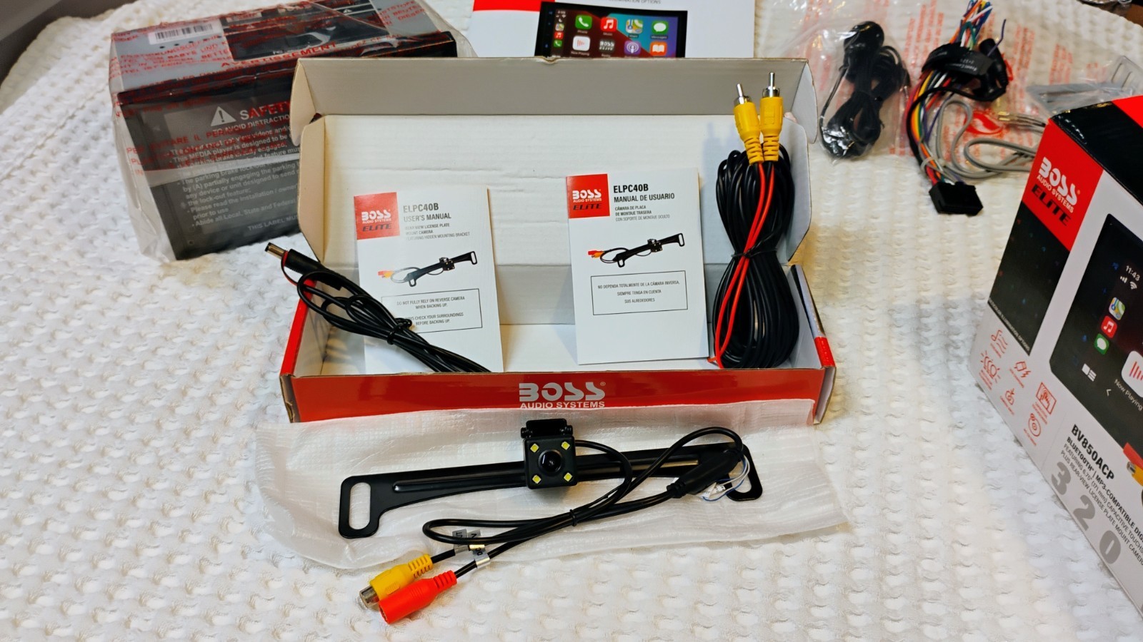 New Open Box Boss Audio Systems Elite BV850ACP Receiver + Cam, Complete Unused