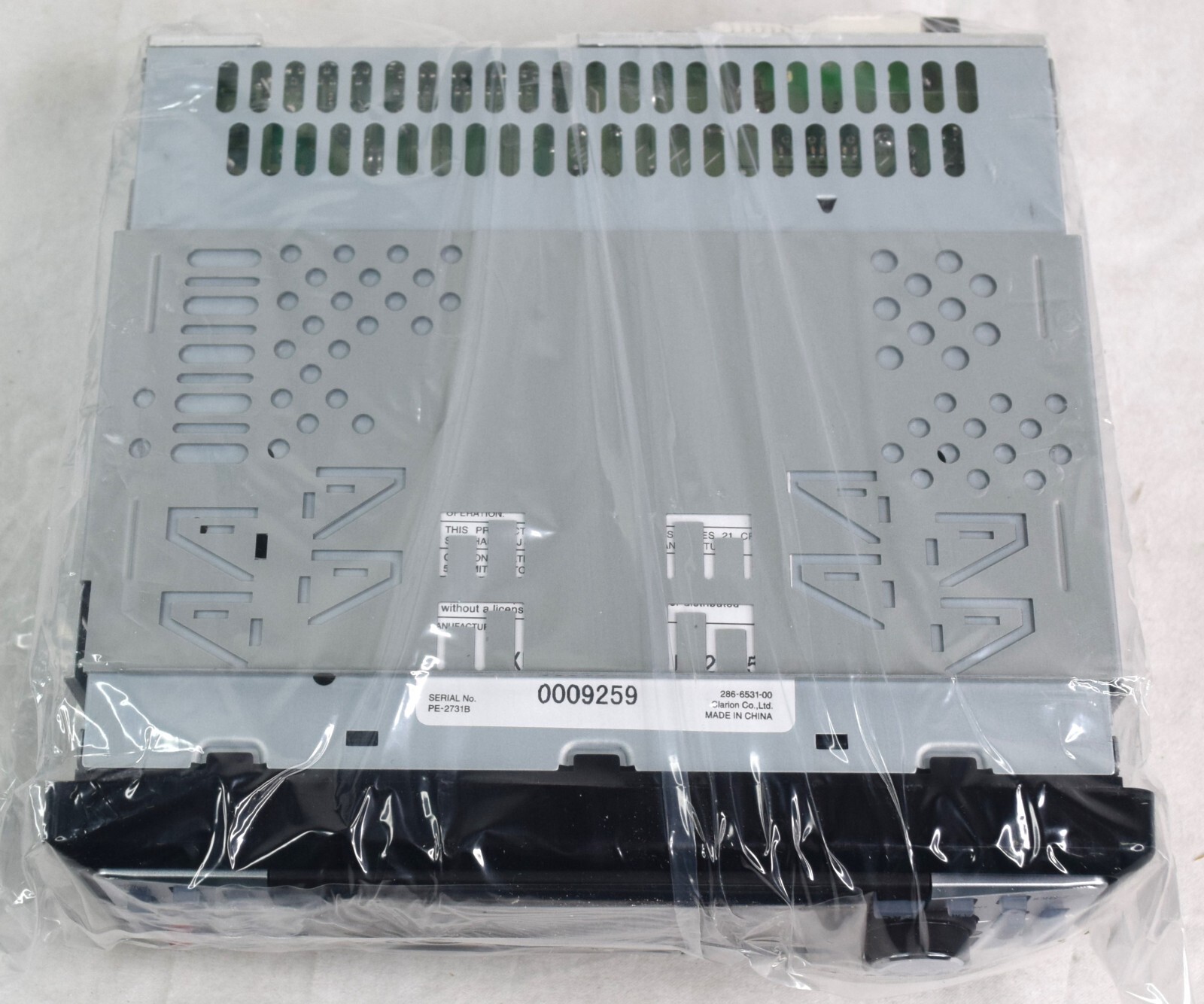 Clarion DB455MC CD/MP3/WMA Receiver/Music Catcher