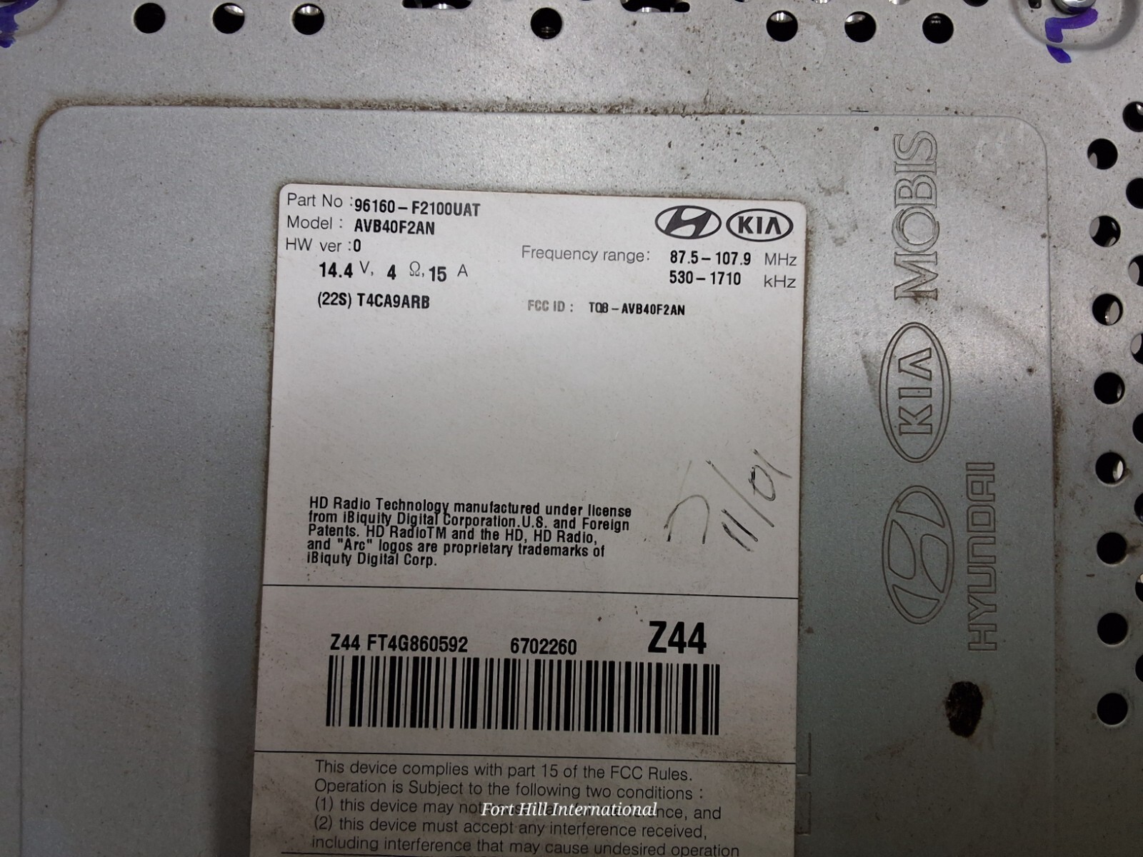 17 18 Hyundai Elantra AM FM radio receiver OEM 96160-F2100UAT