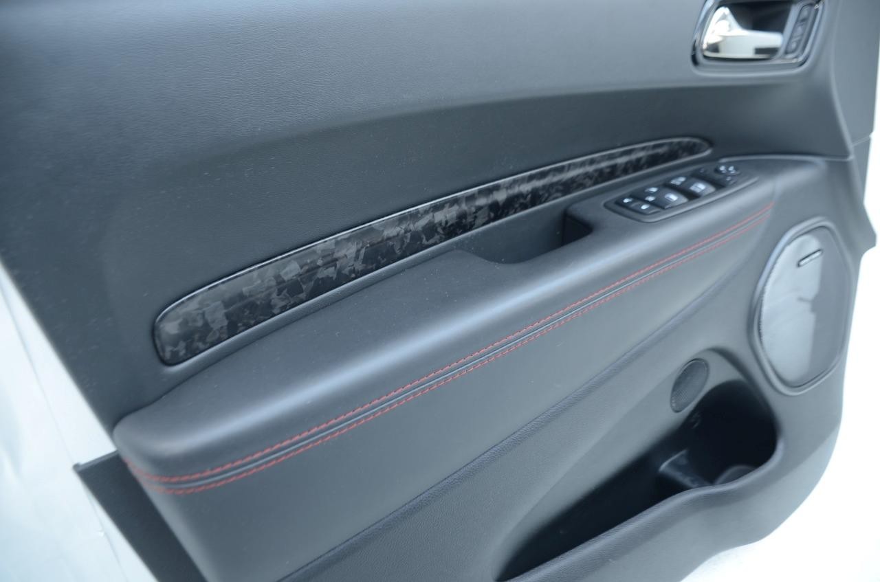 2021 – 2025 DODGE DURANGO RT 392 OEM BLACK LEATHER TRIM DOOR PANELS BLACK CARBON