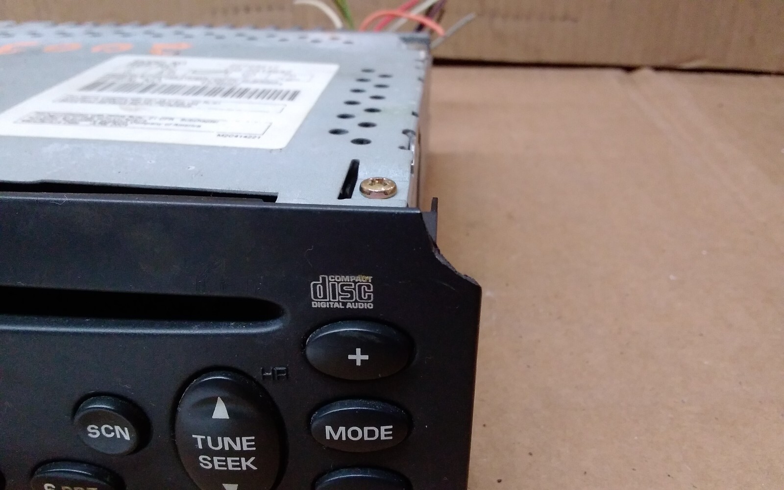 2004 SATURN ION AM FM CD RADIO (OPT U1C) ID-22723217