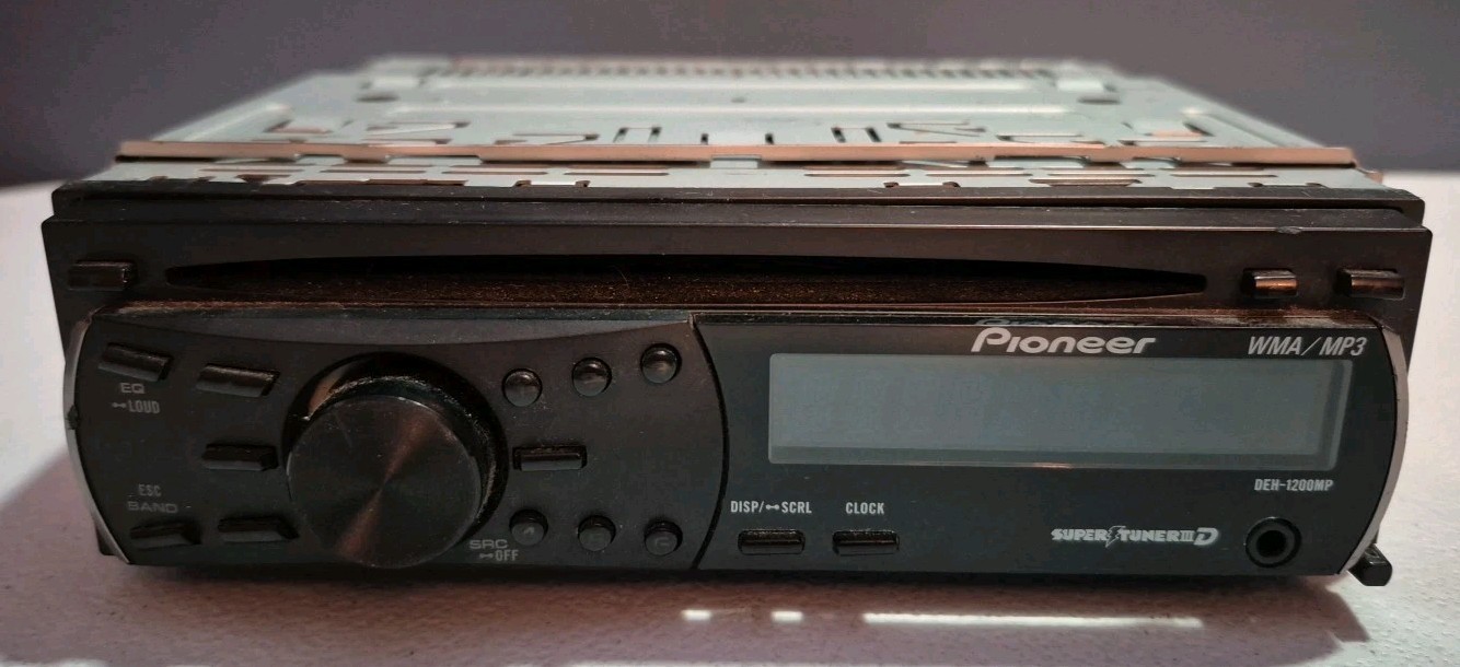 Pioneer DEH-1200MP CD Player AM FM WMA MP3 AUX Super Tuner3
