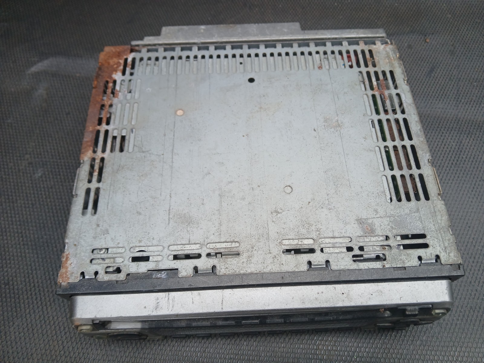 UNTESTED Pioneer DEH-15 Mosfet Super Tuner CD Car Stereo FM/AM Tuner AS IS PARTS