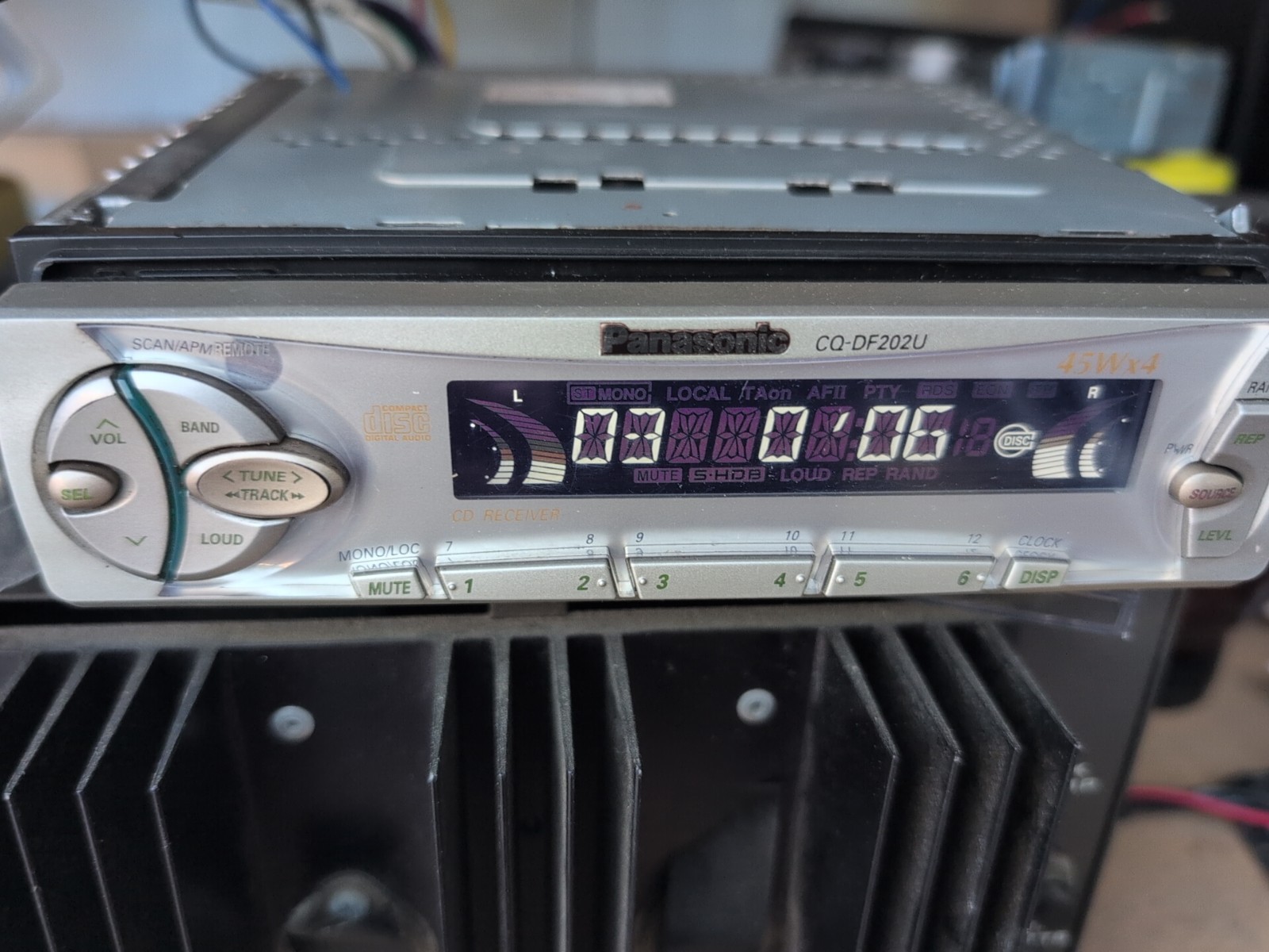 Panasonic CQ-DF202U Car Cd Player Tested and Working Blue Display
