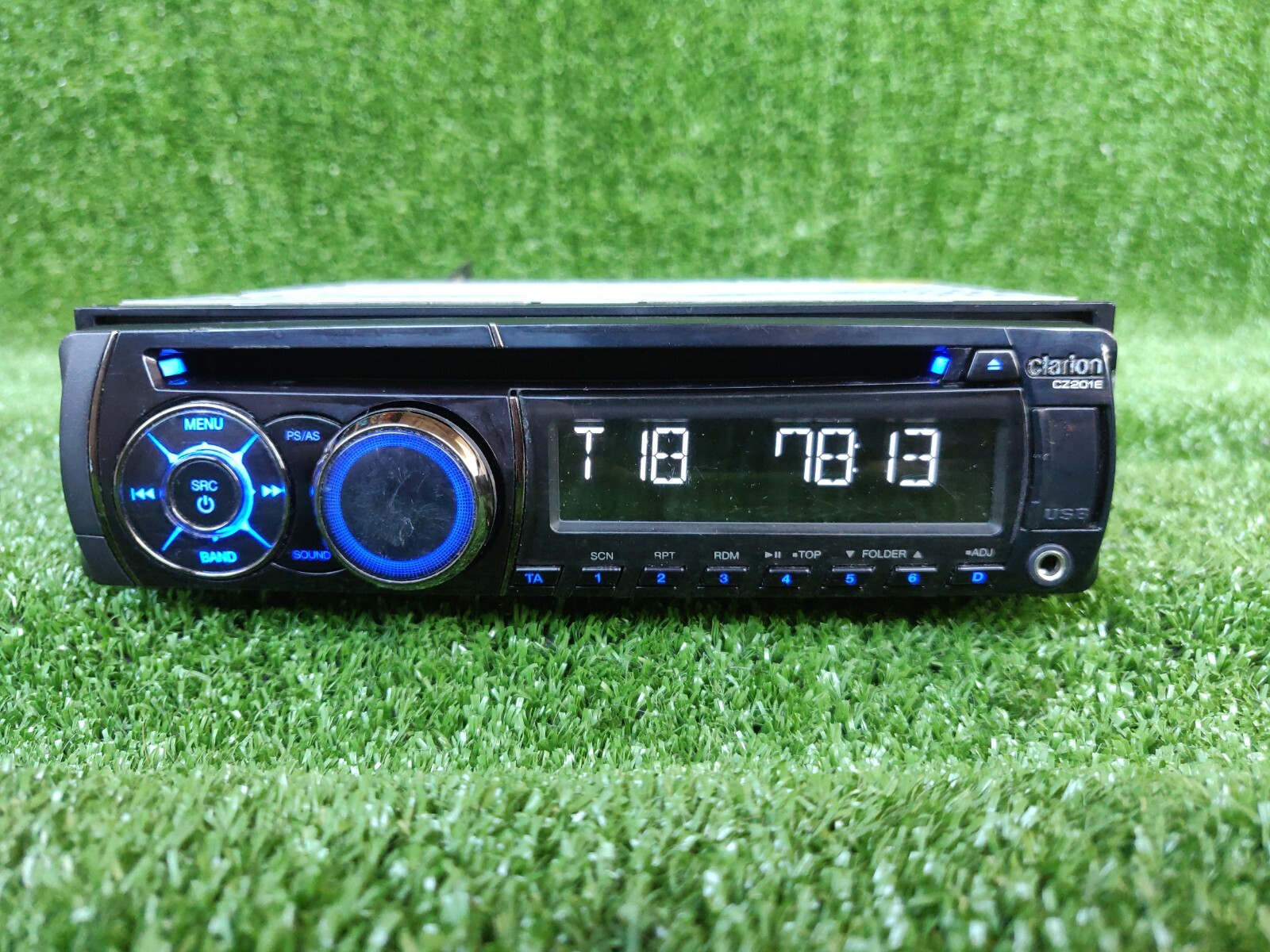 Clarion Cz201e Oem Genuine Original Car Radio
