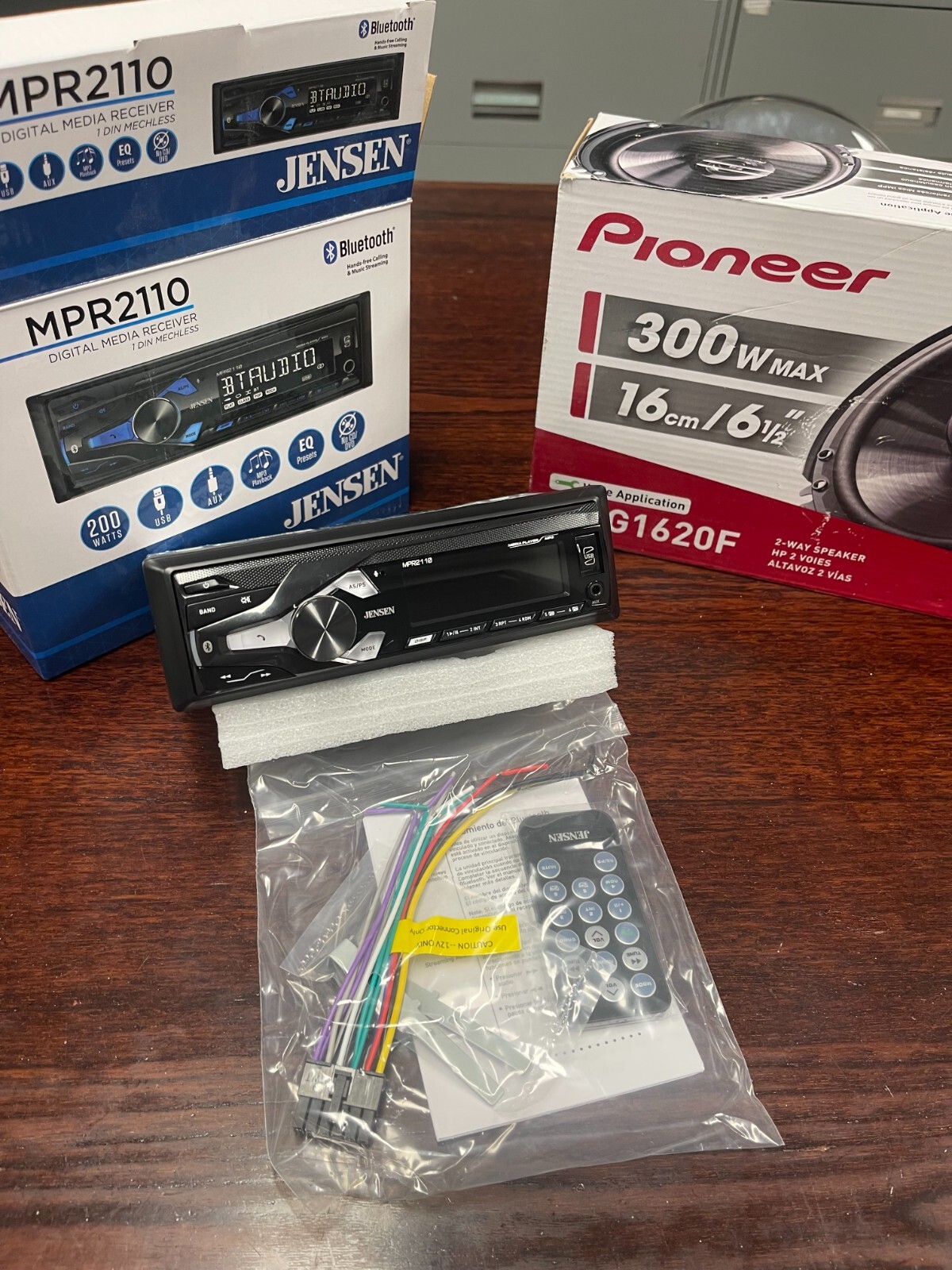 Jensen MPR2110 Single Din Mechless Receiver and Pioneer TS-G1620F 6 1/2 speakers