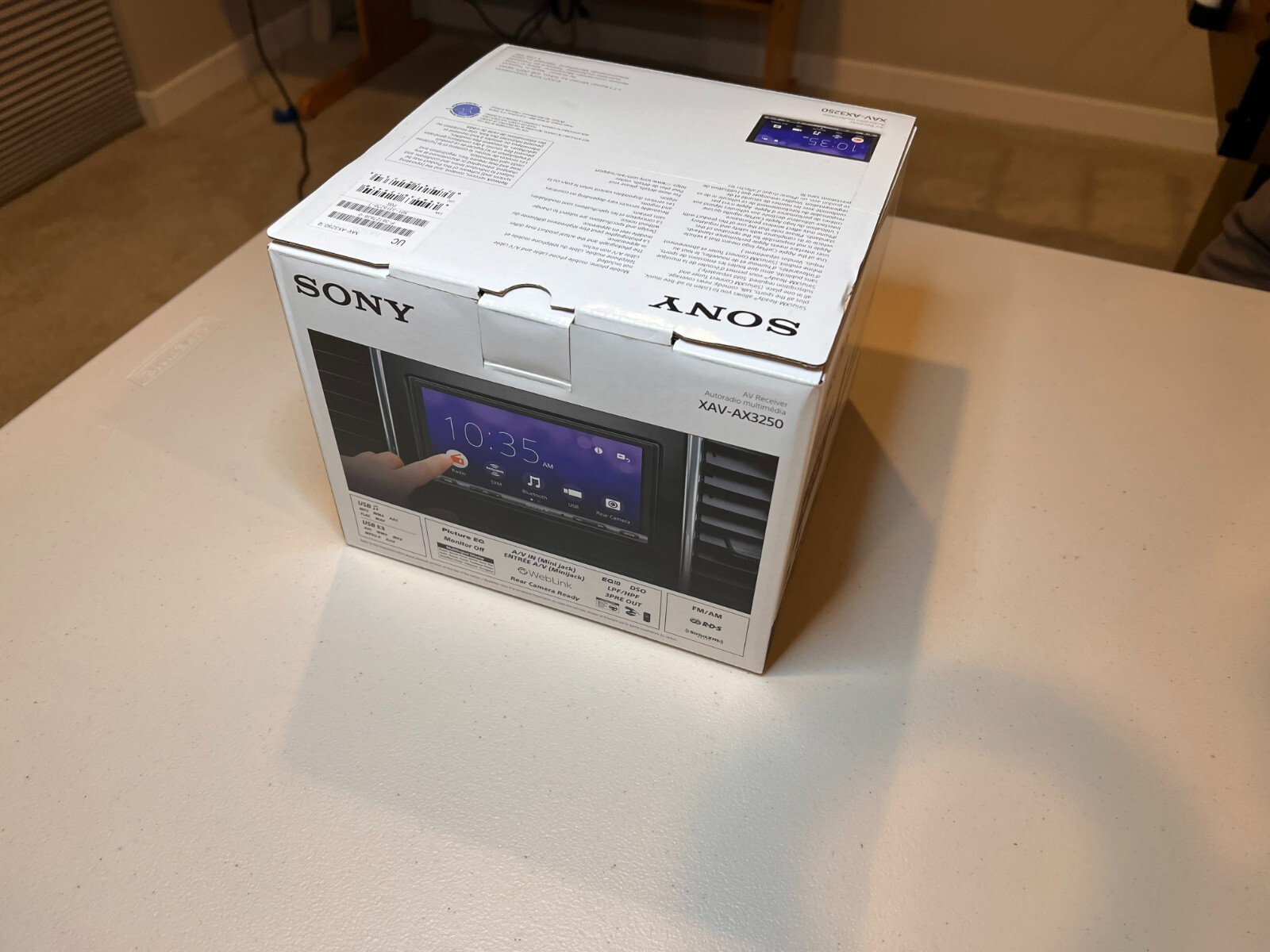Sony Android Auto and Apple CarPlay Bluetooth Digital Media Receiver, 6.95″