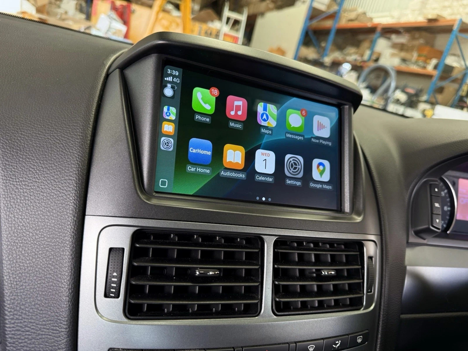 Headunit With Wireless CarPlay/Android Auto for Ford Falcon FG MK2