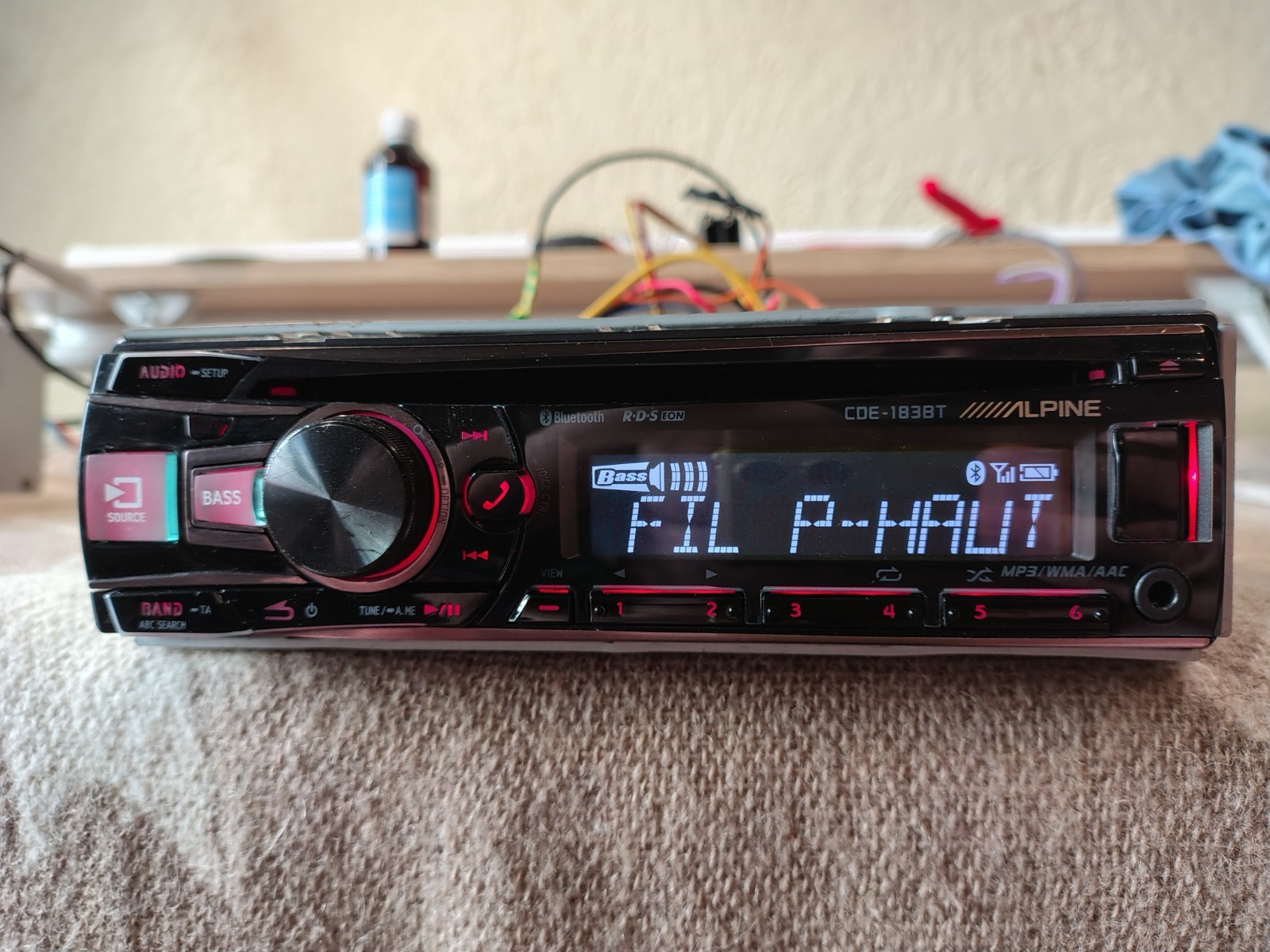 Alpine CDE-183BT Car Stereo CD Media Receiver Fully Working Great Shape