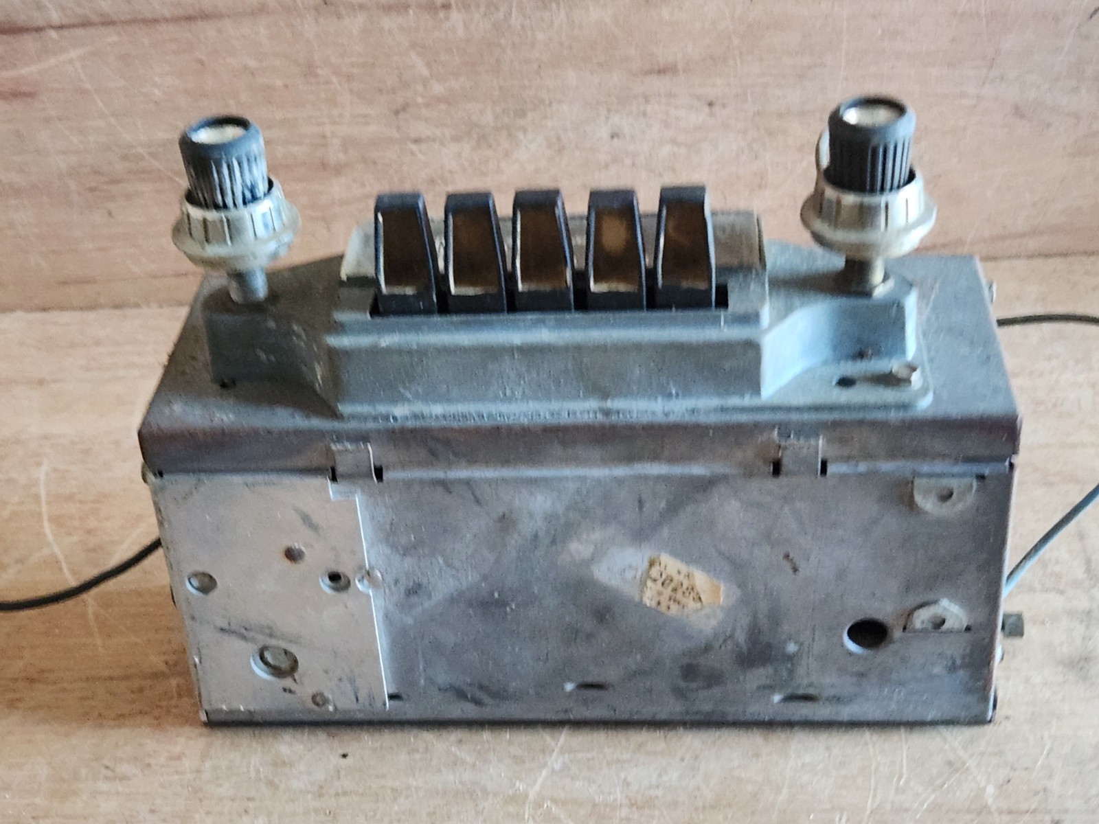 All Transistor AM Car Radio USA Unbranded Vintage Parts Repair Not Working