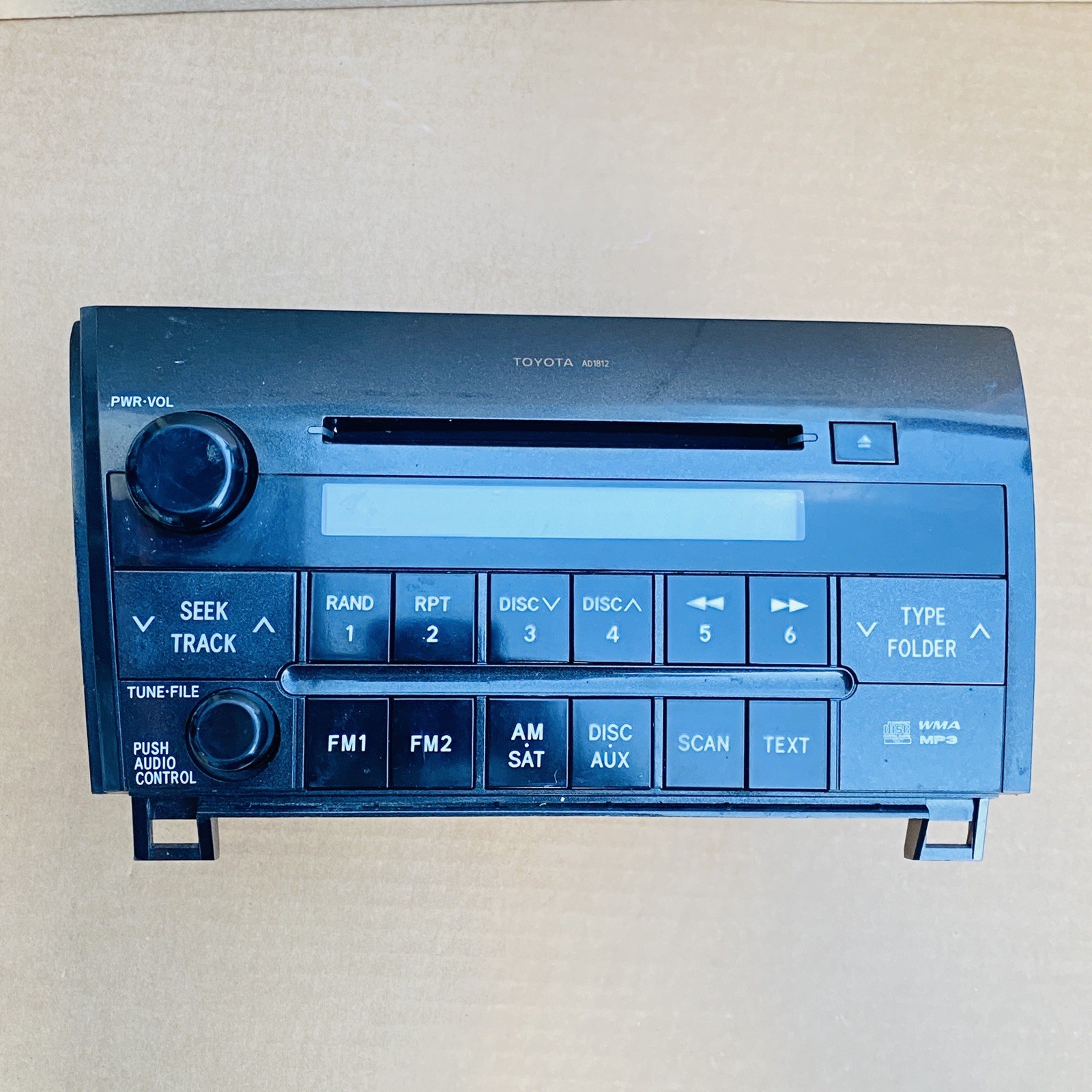 2007-2013 Toyota Tundra OEM AM/FM Radio Tuner CD 86120-0C270 AD1812