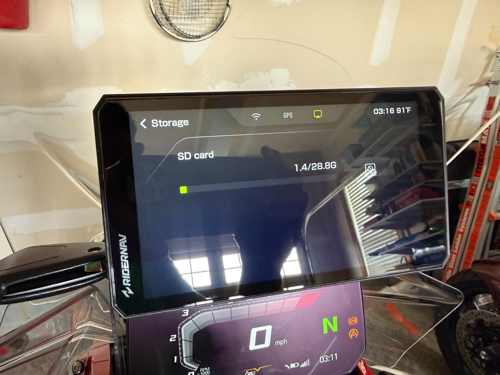 RiderNav R7M 7″ Wireless Motorcycle CarPlay & Android Auto for BMW Motorcycles