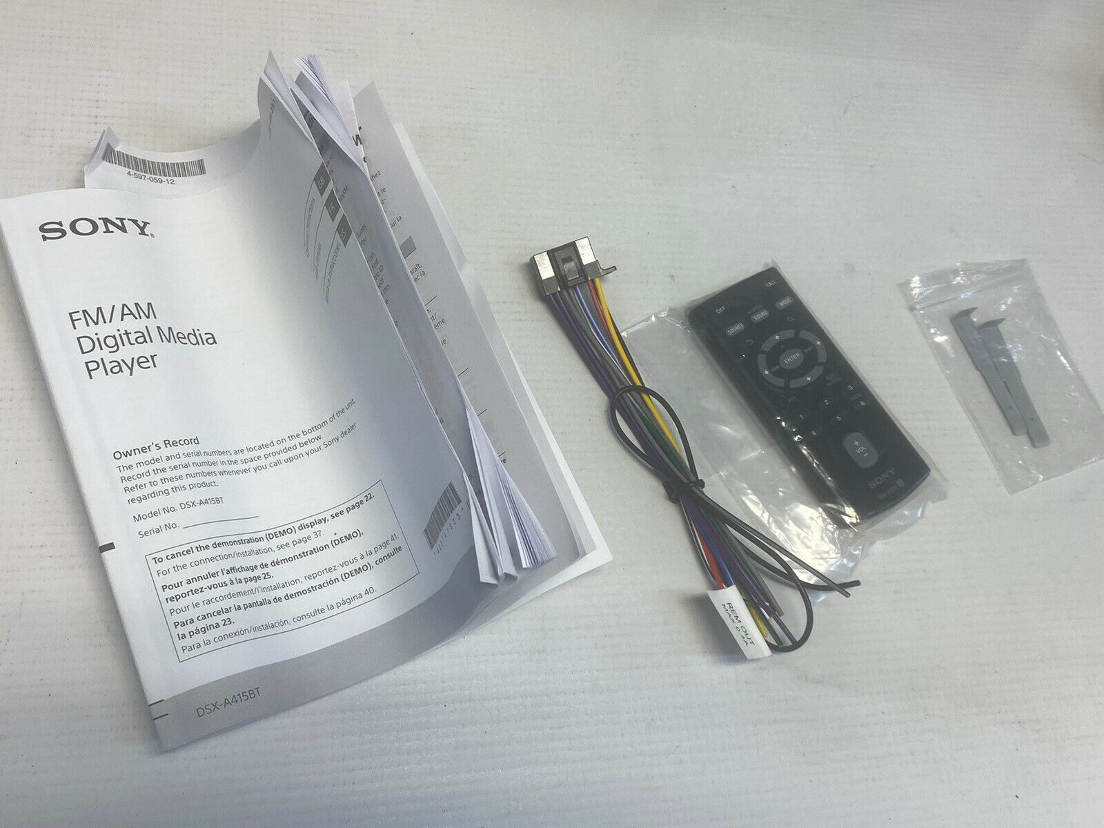 Sony DSX-A415BT Bluetooth Media Android iPhone Pandora AM FM XM USB Aux 55w x4ch