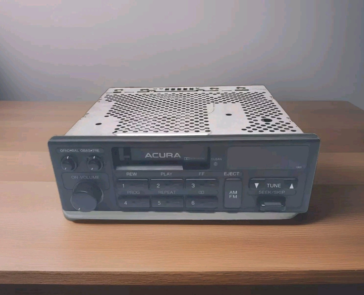 Acura Radio Stereo Tape Deck Model 39100-SK7-A122-M1