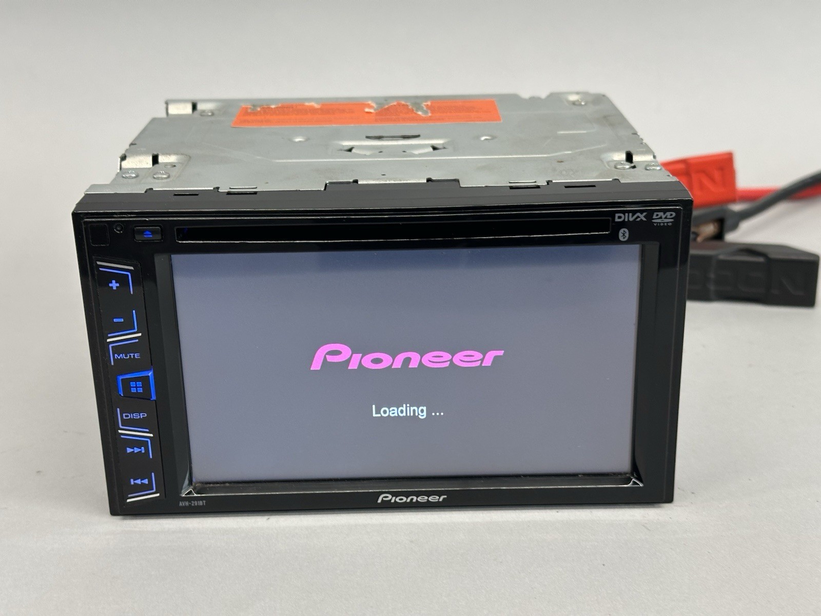 Pioneer AVH-291BT 2 DIN 6.2″ Touchscreen CD DVD Radio Receiver USB AUX Bluetooth