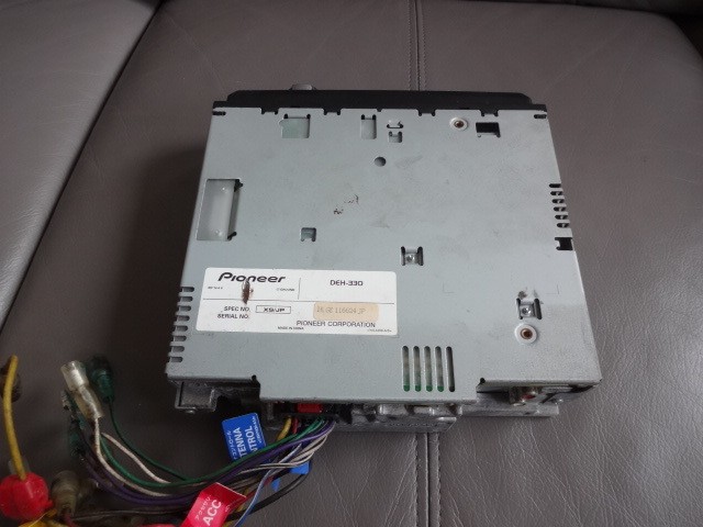 Pioneer DEH-330CD Car Stereo CD Player MP3 WMA AAC WAV Junk Japan