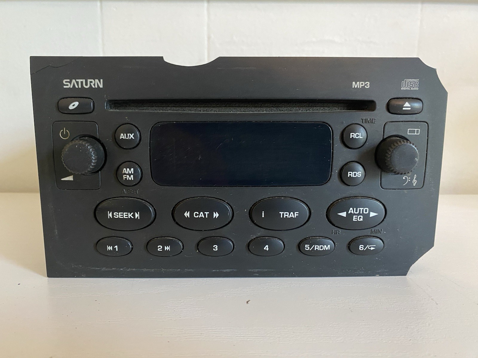 OEM – 2004 2005 Saturn Ion Vue Radio Cd Mp3 Player Manual’s OEM