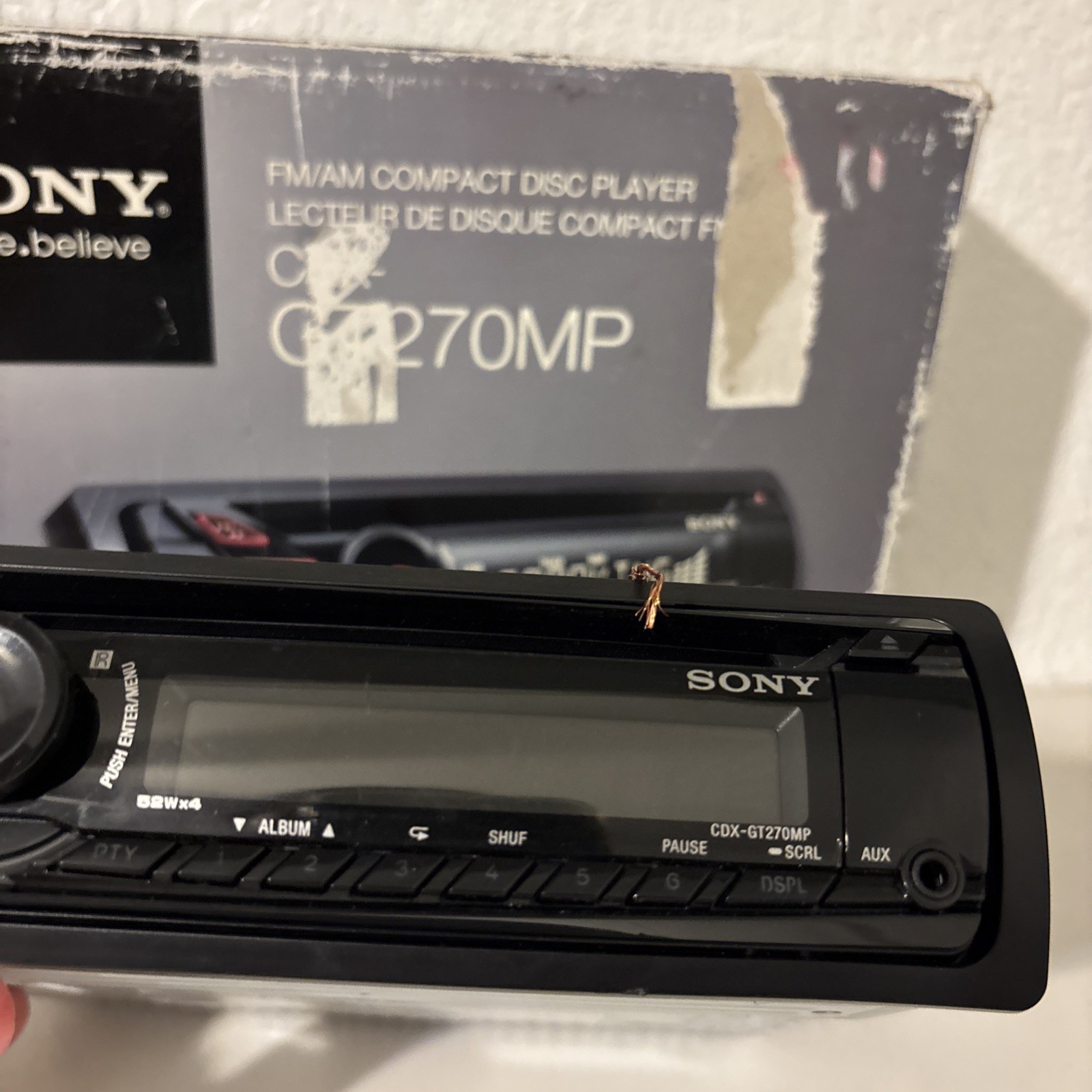 Sony CDX-GT270MP Car FM/AM CD Compact Disc Player Works W/ BOX NO REMOTE! EUC
