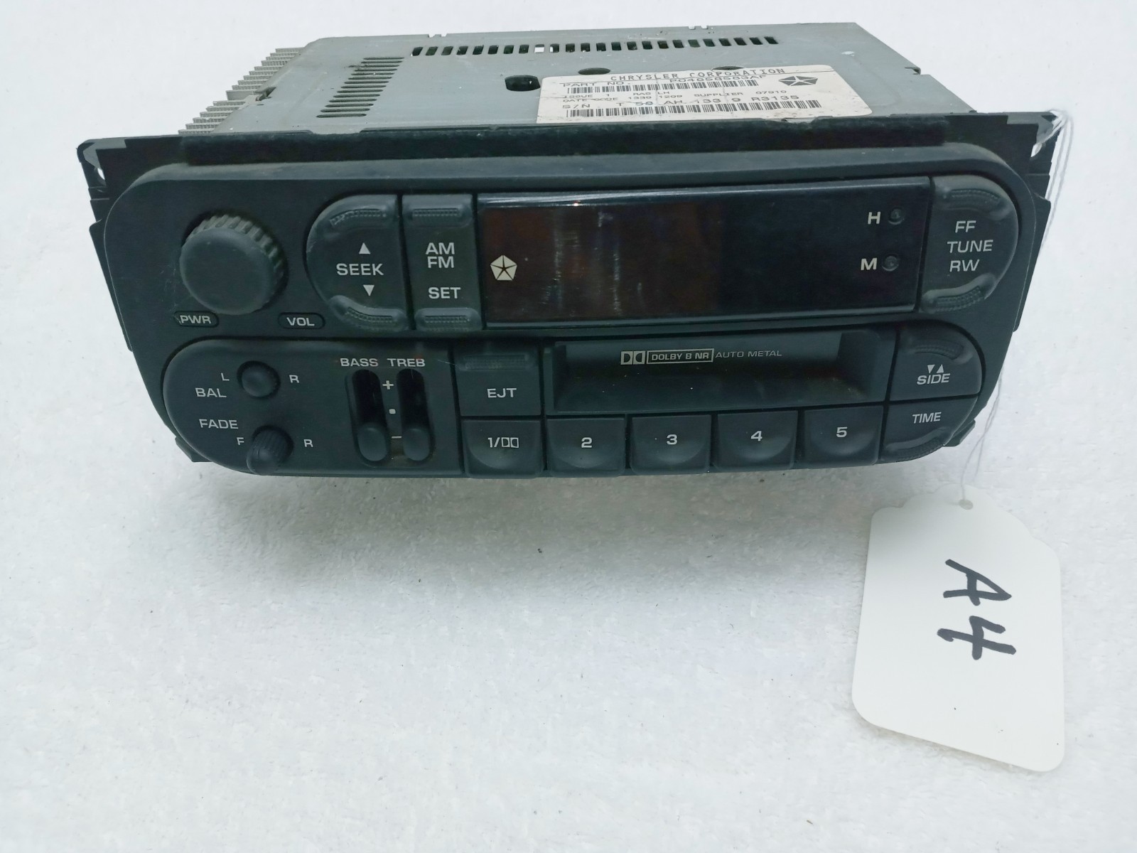 New-Take Out from Dealer AM FM Cassette 1998-02 Dodge Chrysler Jeep P04858583AF