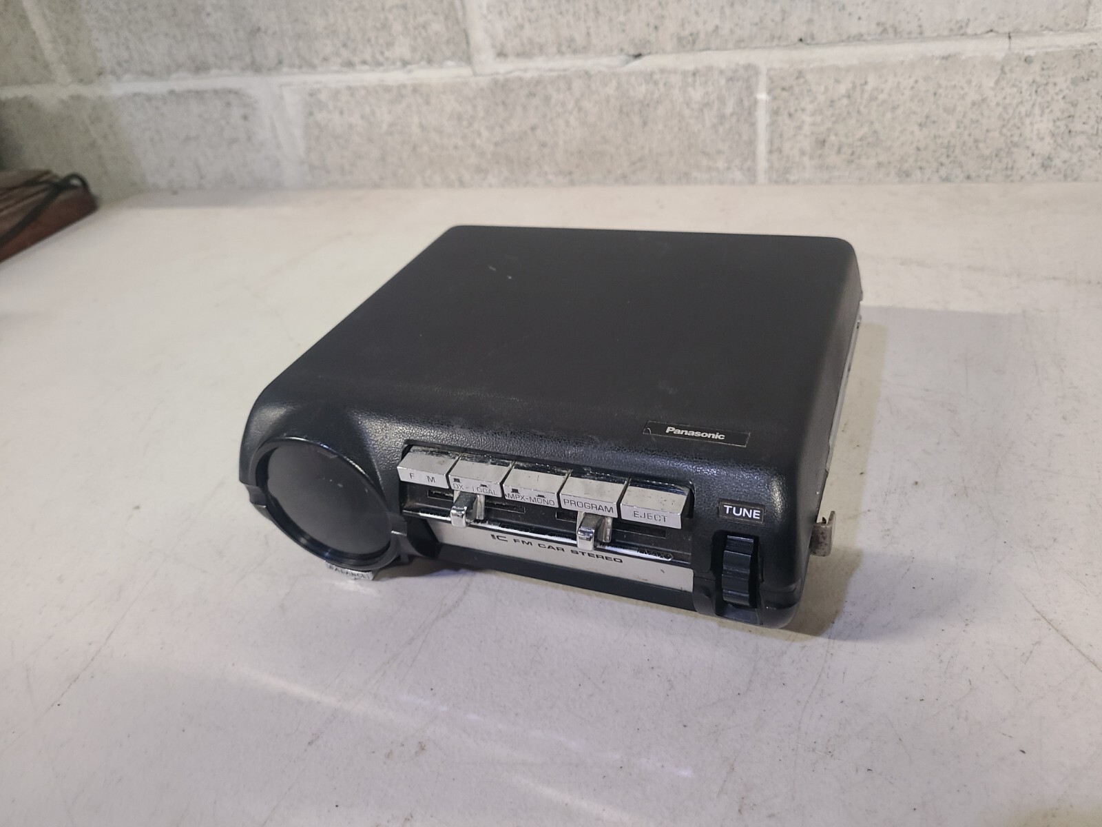 Rare Vintage PANASONIC CQ-880EU Car Radio FM 8 Track Player Stereo
