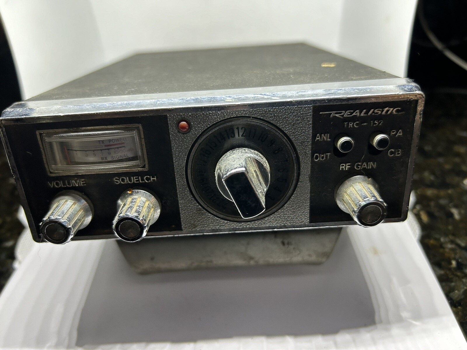Vintage Realistic TRC-152 CB Radio- Radio Shack 23 Channel