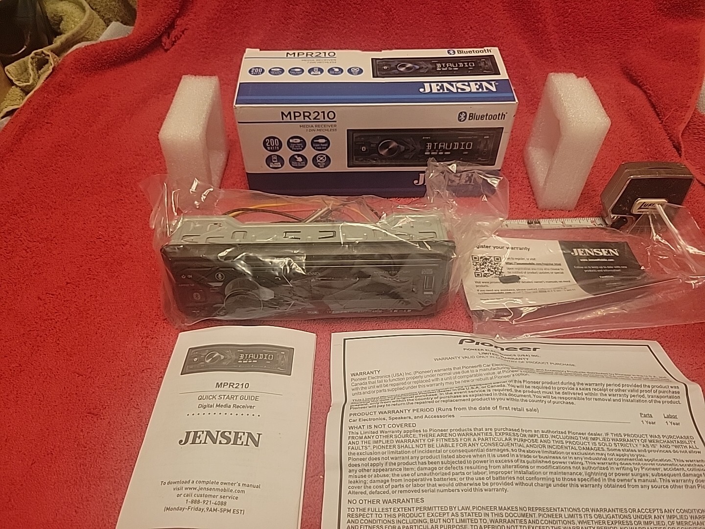JENSEN MPR210 7 Character LCD Single DIN Car Stereo Radio