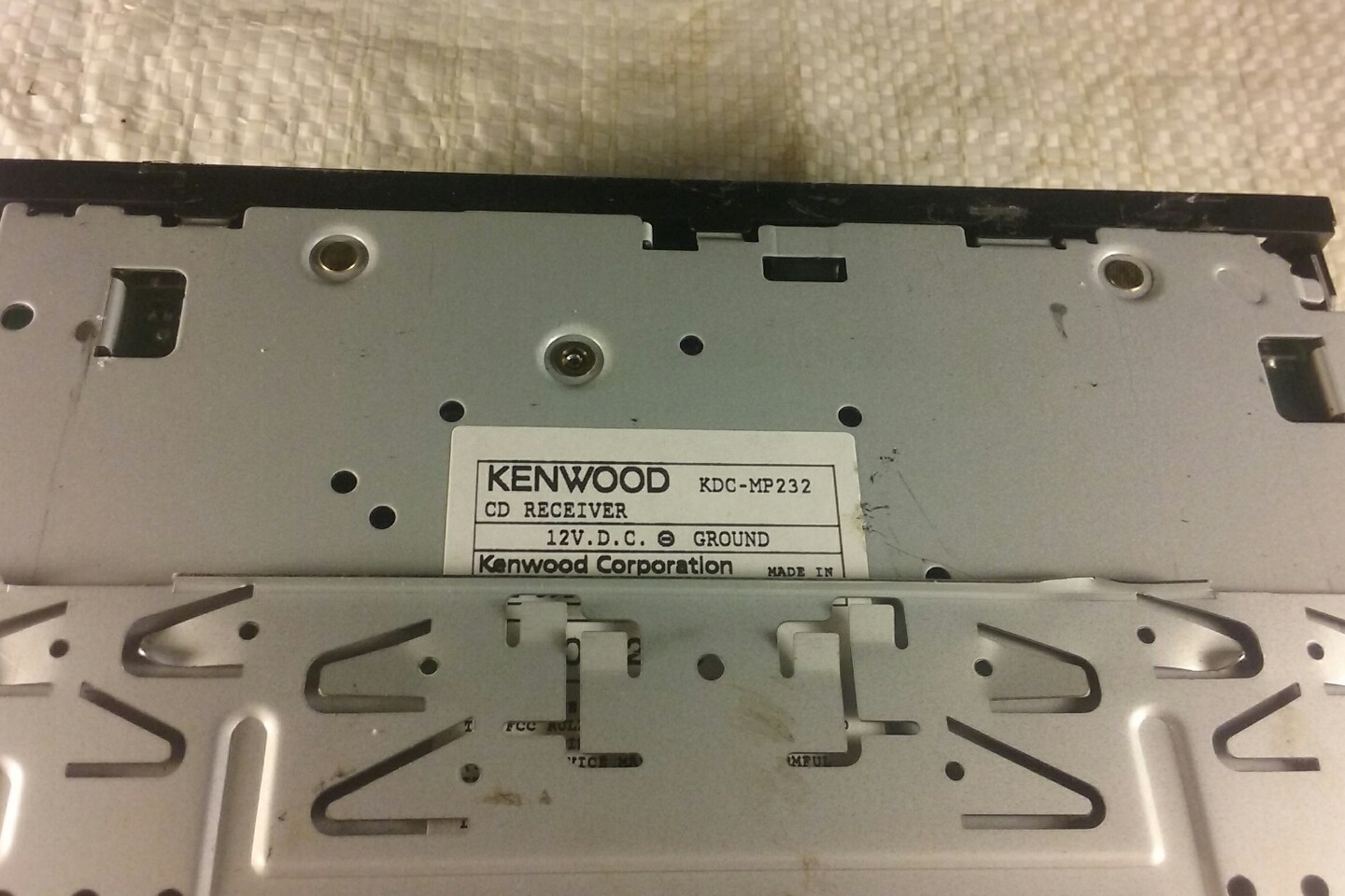 Kenwood KDC MP232 In Dash Receiver CD Player
