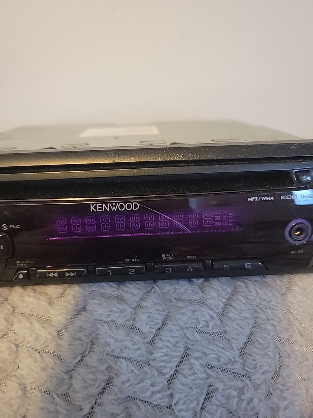 Kenwood KDC-152 1 Din CD Player MP3 WMA Aux In Dash Receiver 50X4 Watts