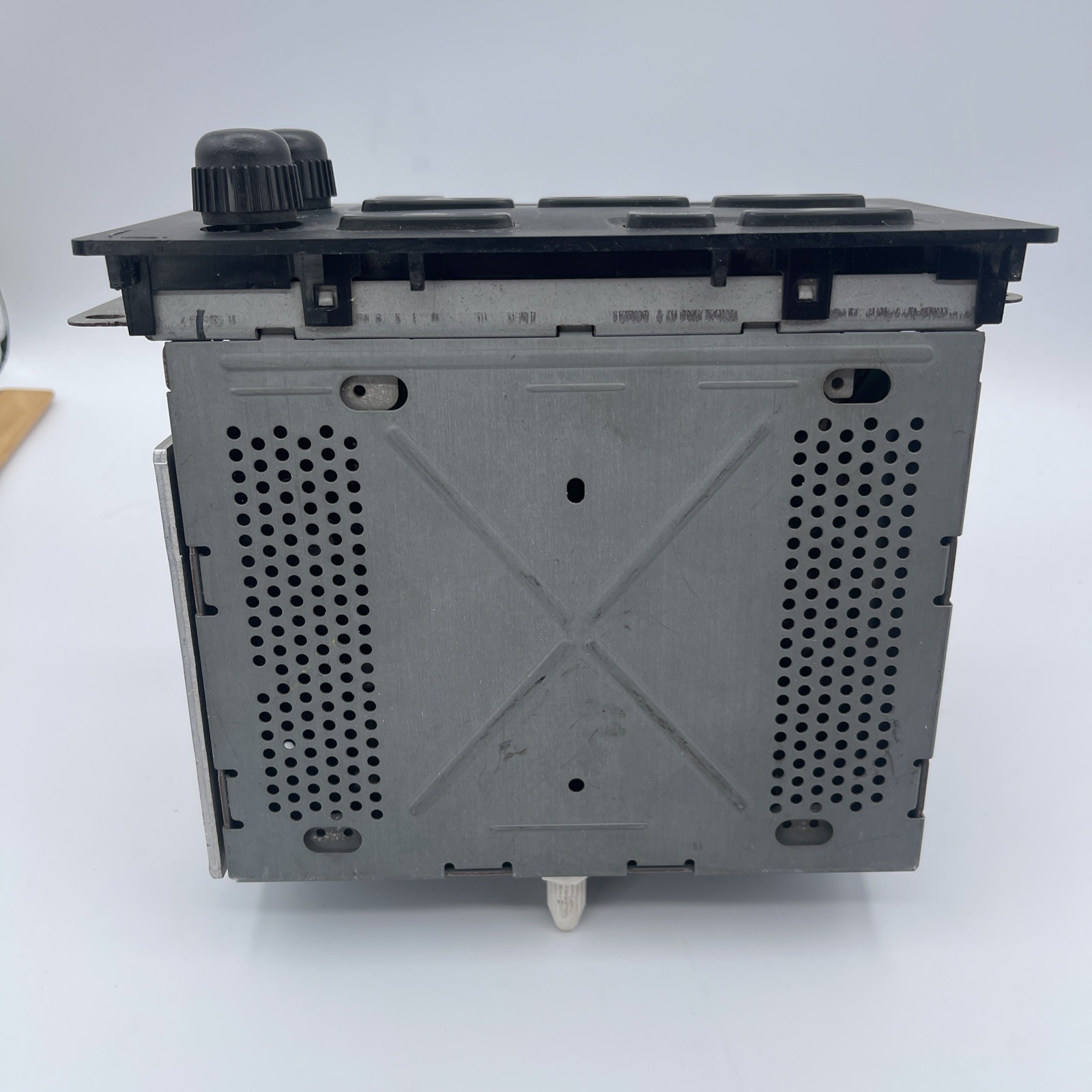GM Delphi Delco Radio 15131157 Dash AM FM 12244369