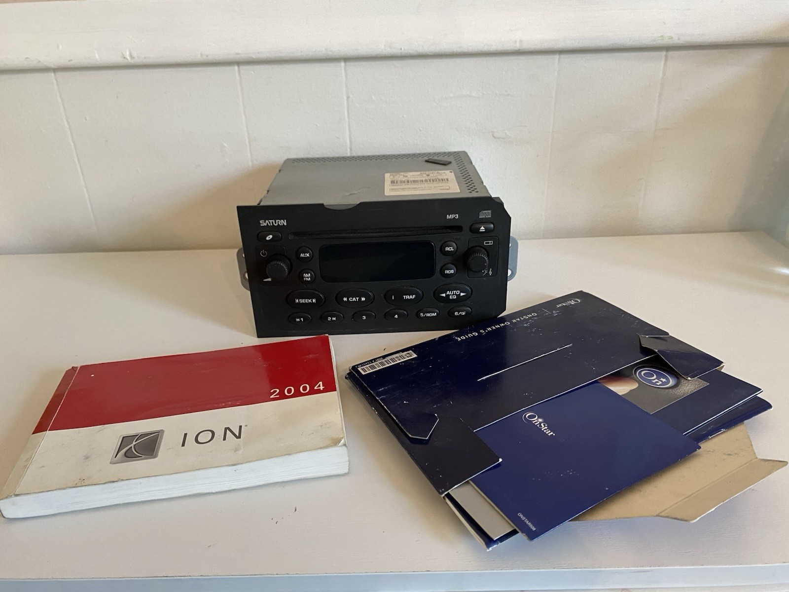 OEM – 2004 2005 Saturn Ion Vue Radio Cd Mp3 Player Manual’s OEM