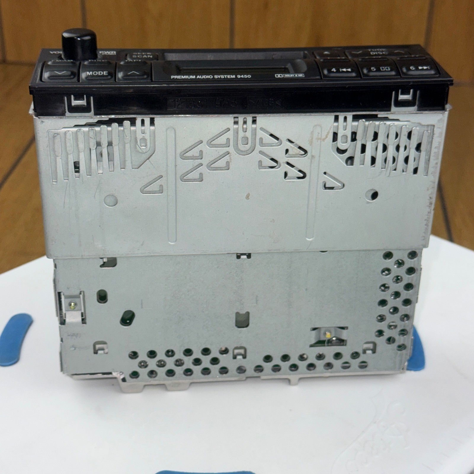 Isuzu Premium Audio System 9450 CD Cassette Radio OEM Fujitsu Ten 12100-9451B101