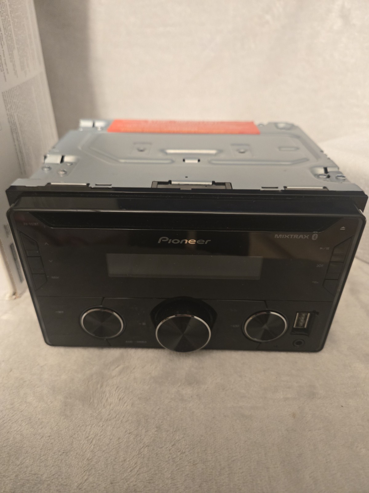 Pioneer CD RDS Receiver/ Autoradio CD RDS FH-S52BT Slightly USED
